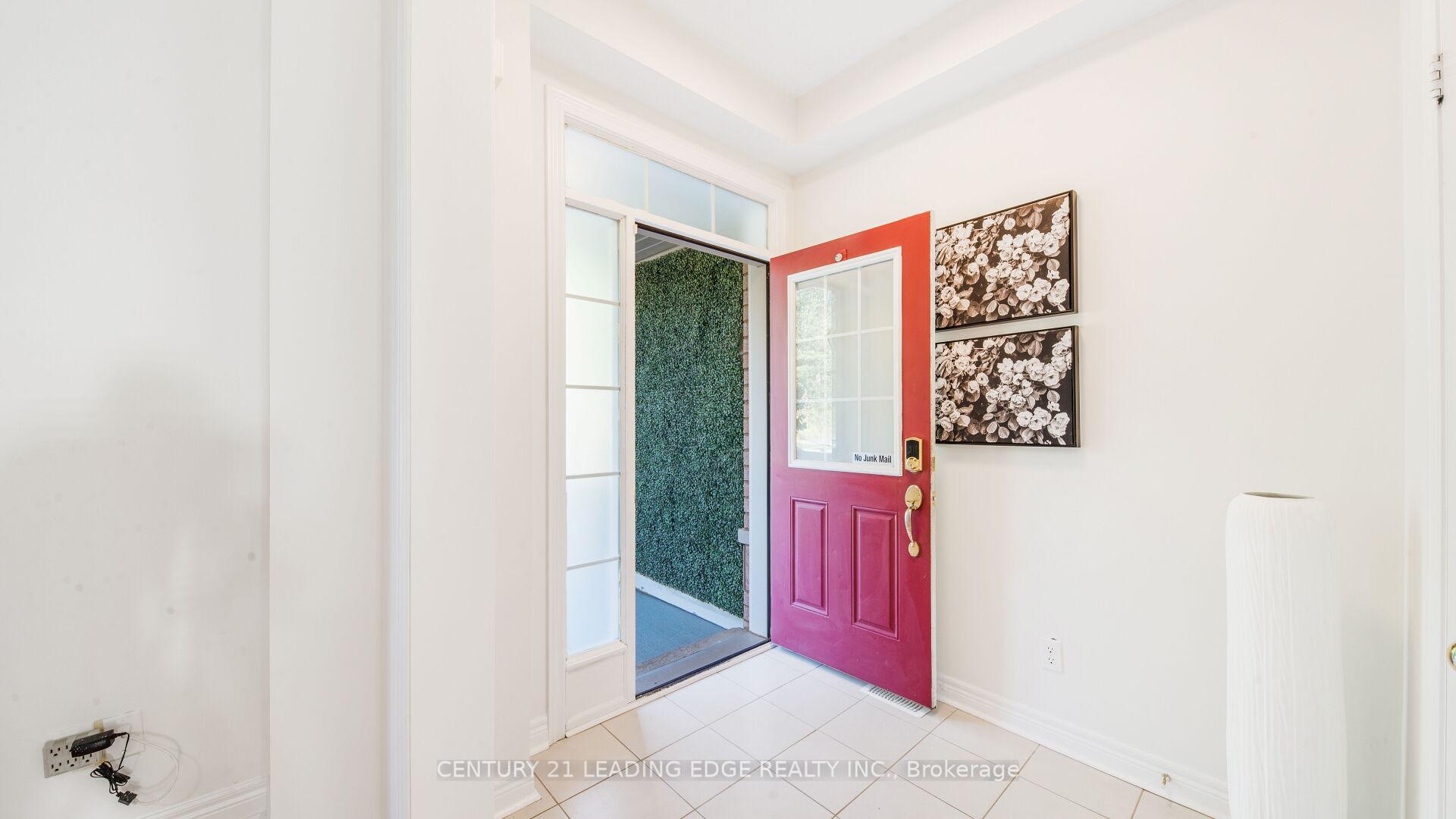 Photo 4 of 2508 Tillings Road, Pickering, Duffin Heights — HOMEH