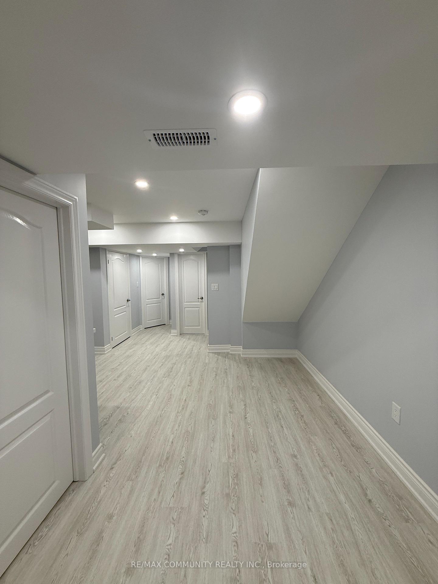 Photo 6 of Unit Basement, 2662 Delphinium Trail, Pickering, Rural Pickering — HOMEH