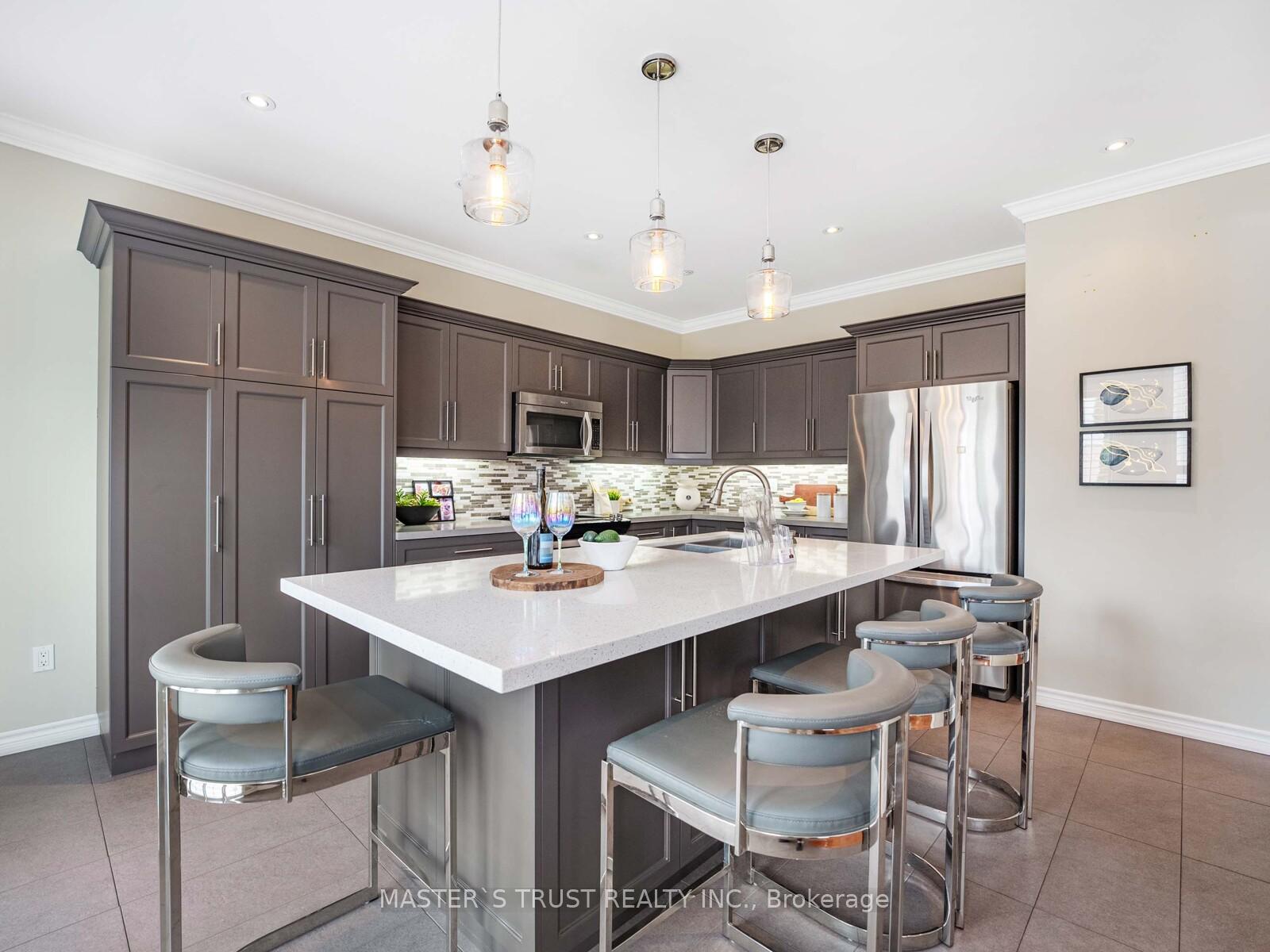 Photo 14 of 166 Ellis Crescent, Milton, Dempsey — HOMEH