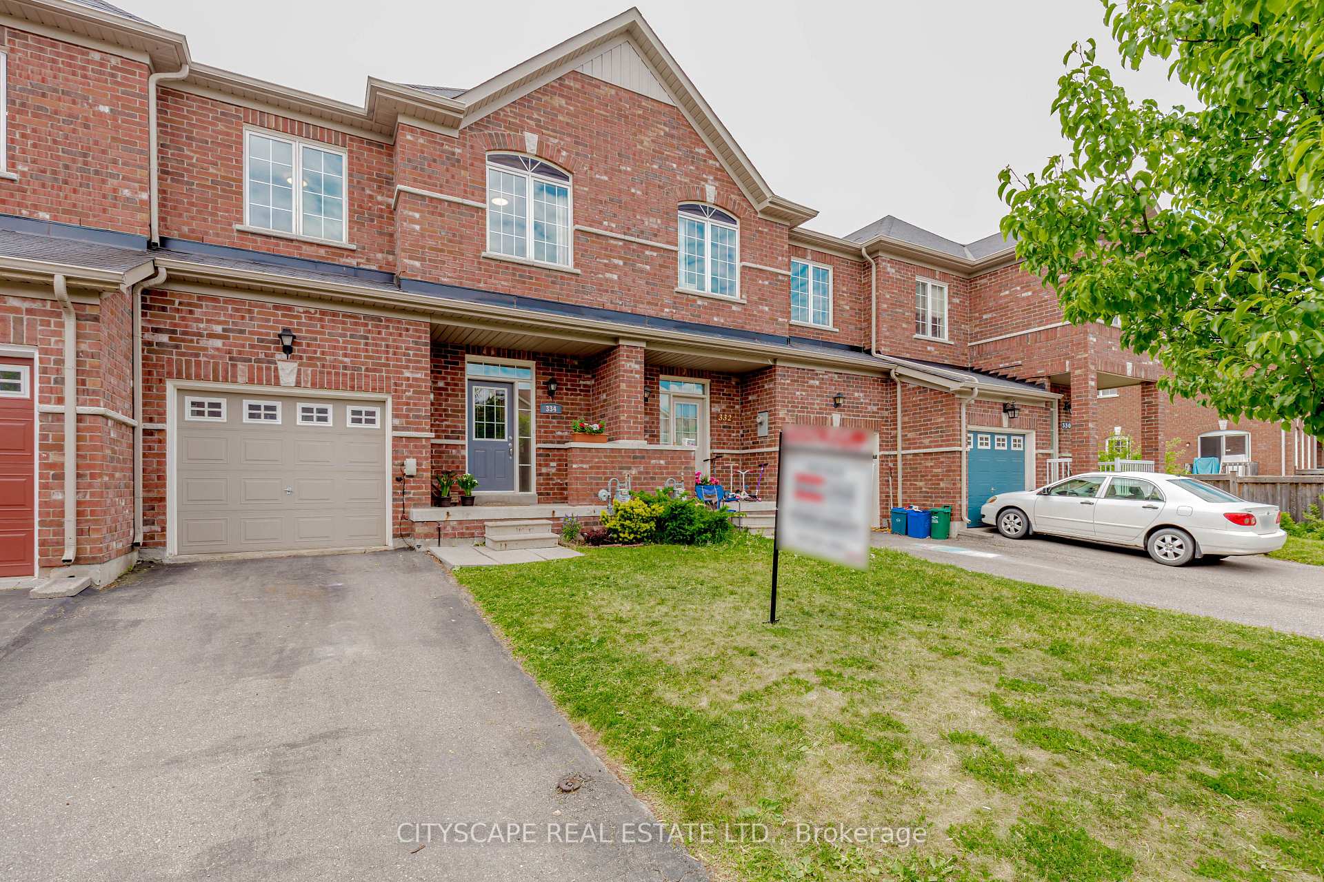 Photo 2 of 334 Hobbs Crescent, Milton, Clarke — HOMEH