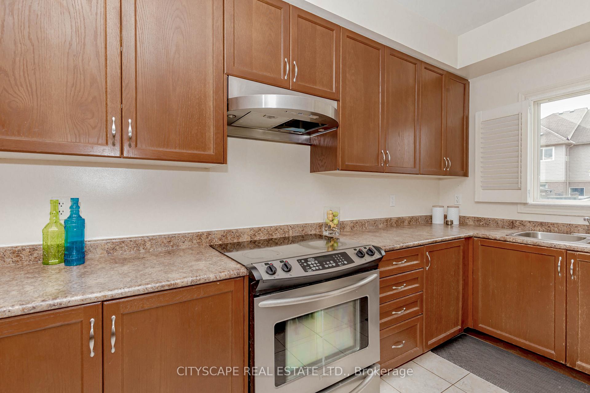 Photo 12 of 334 Hobbs Crescent, Milton, Clarke — HOMEH