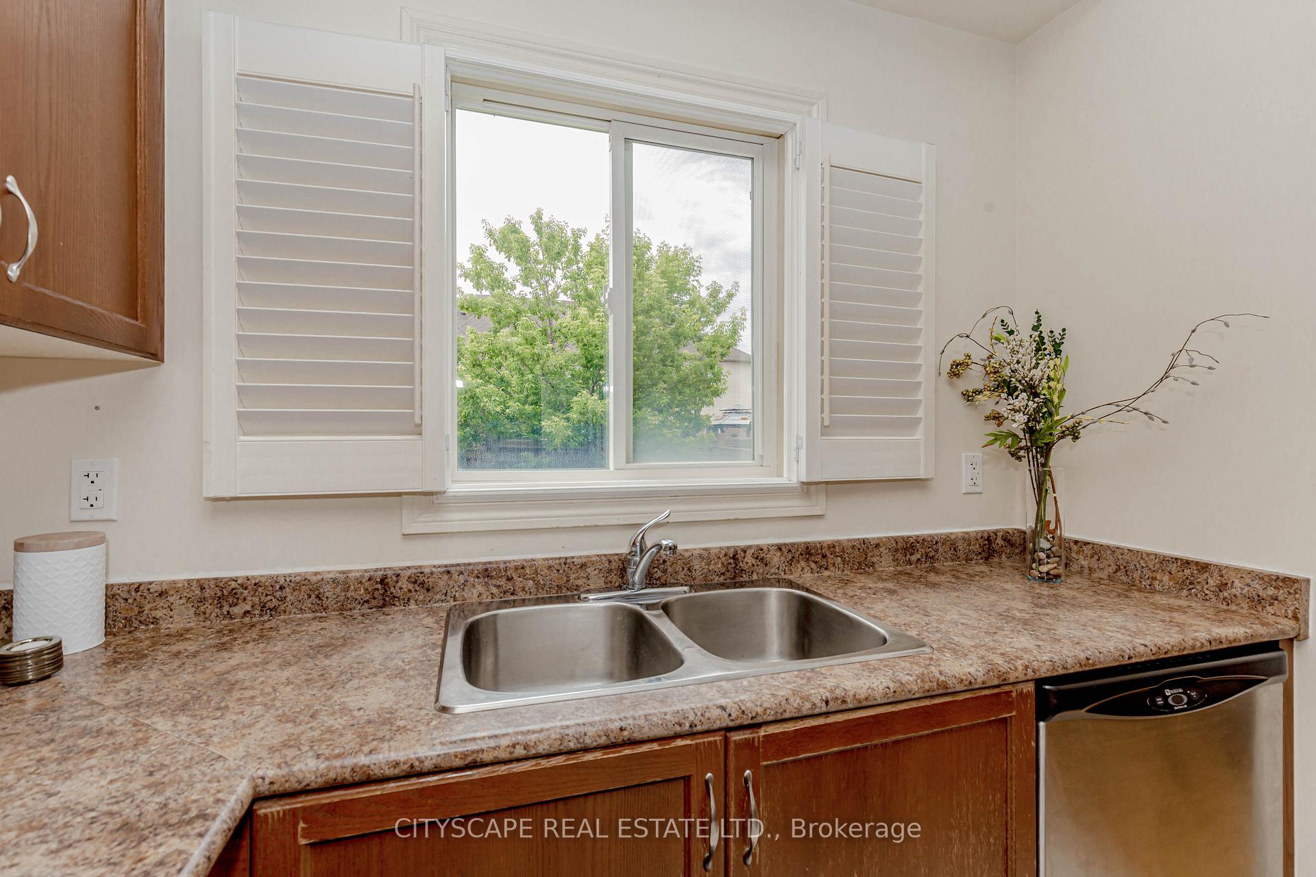 Photo 13 of 334 Hobbs Crescent, Milton, Clarke — HOMEH