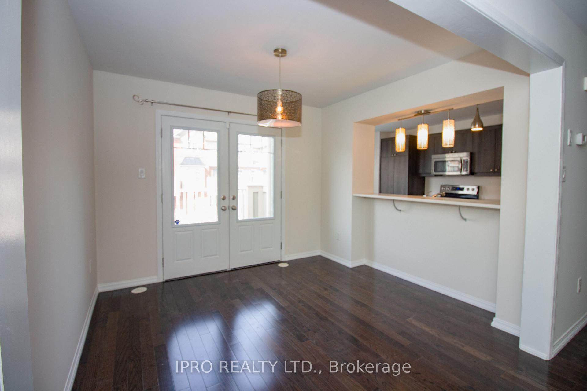Photo 8 of 12 Suitor Court, Milton, Willmott — HOMEH