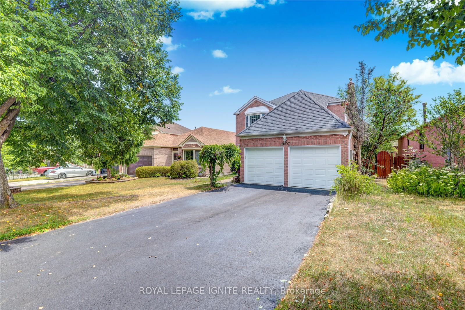 Photo 3 of 1007 Maury Crescent, Pickering, Liverpool — HOMEH
