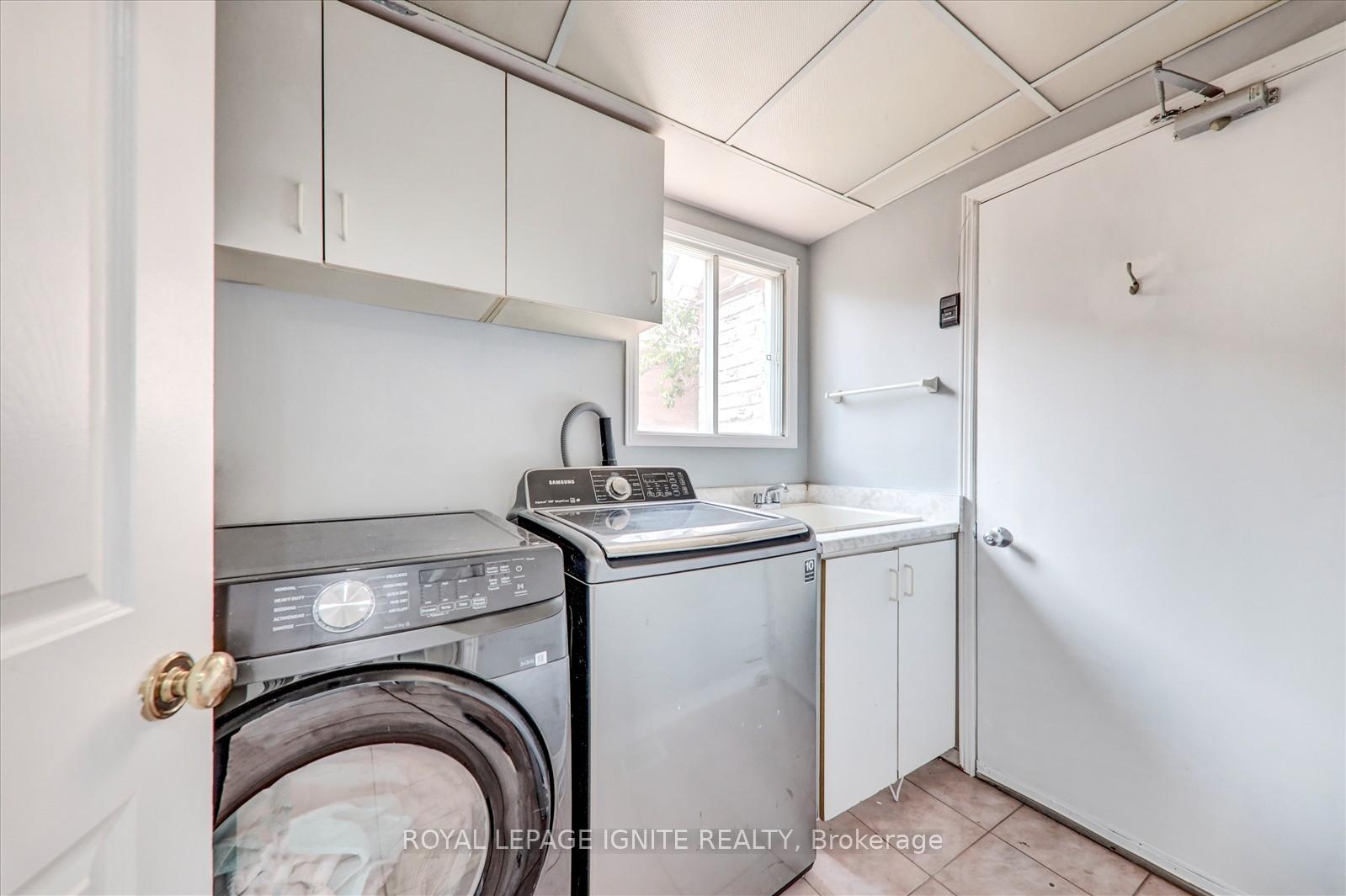 Photo 16 of 1007 Maury Crescent, Pickering, Liverpool — HOMEH