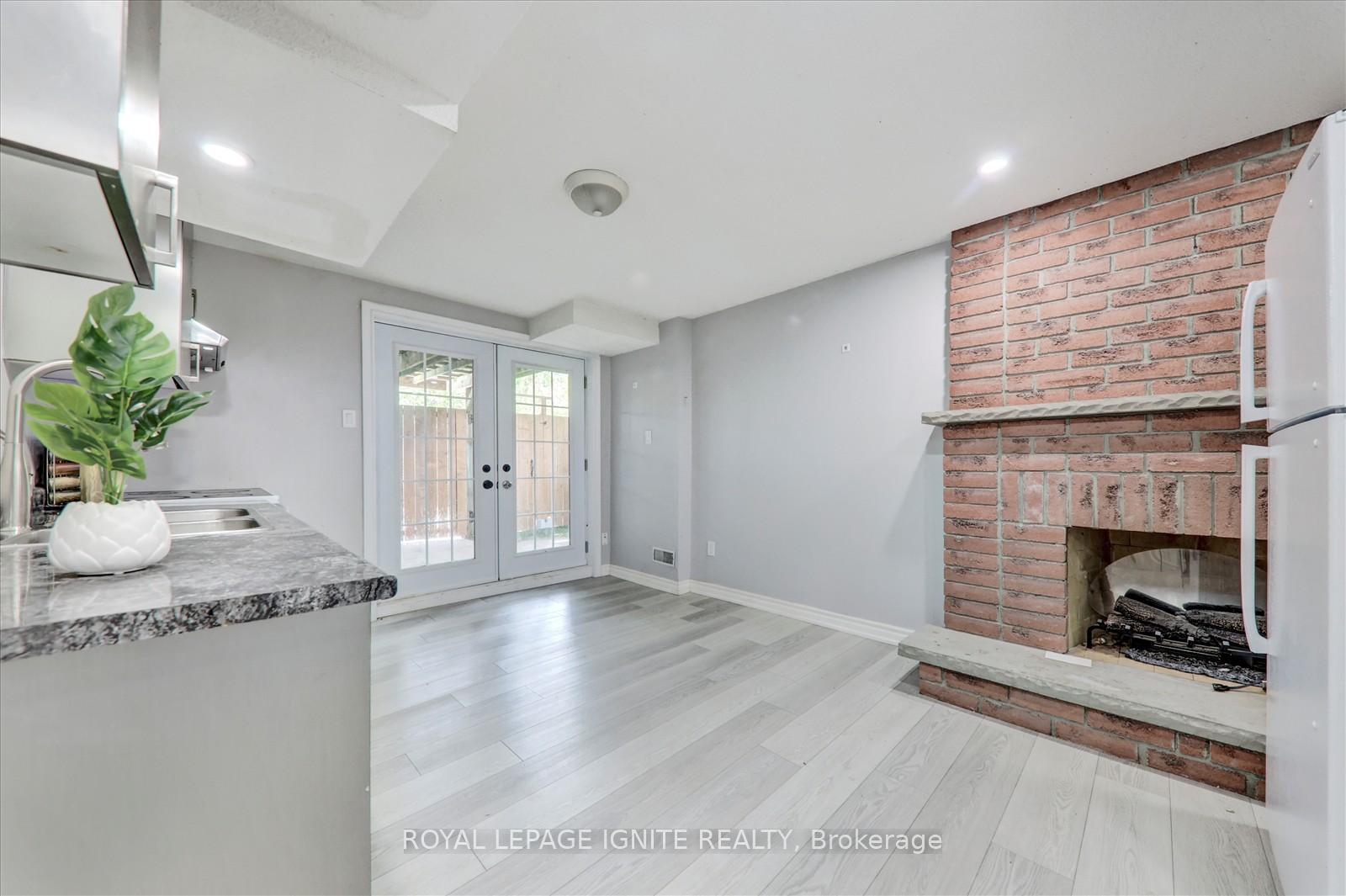 Photo 19 of 1007 Maury Crescent, Pickering, Liverpool — HOMEH