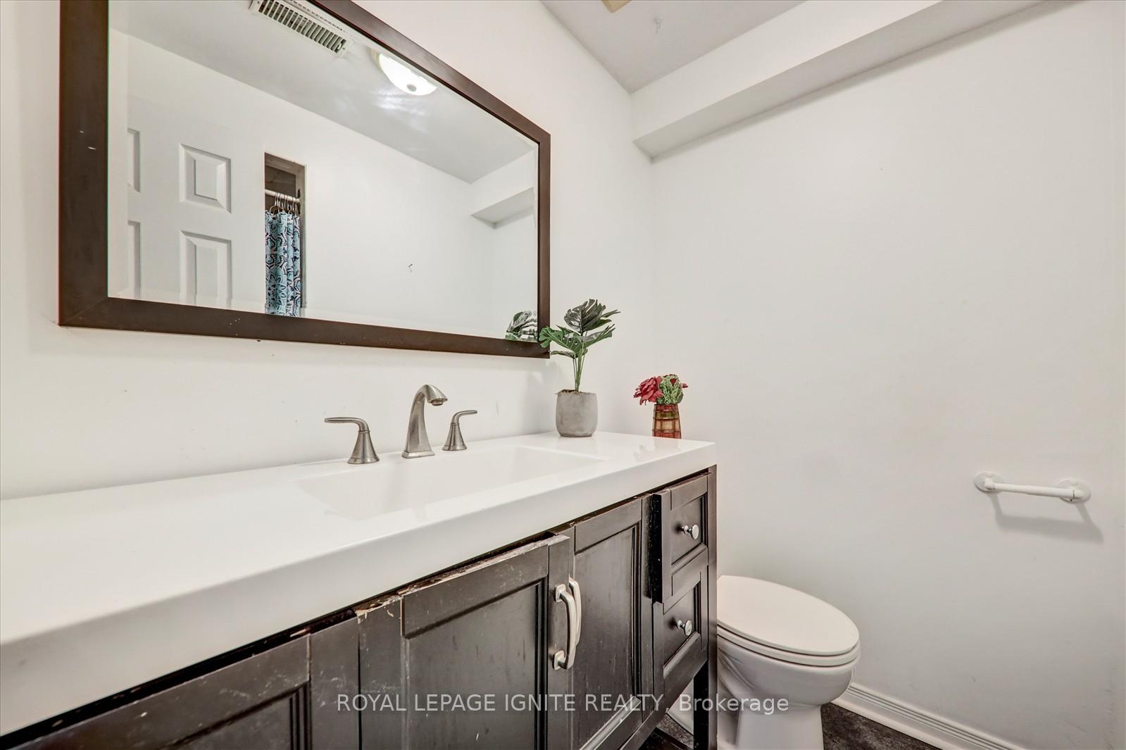 Photo 21 of 1007 Maury Crescent, Pickering, Liverpool — HOMEH