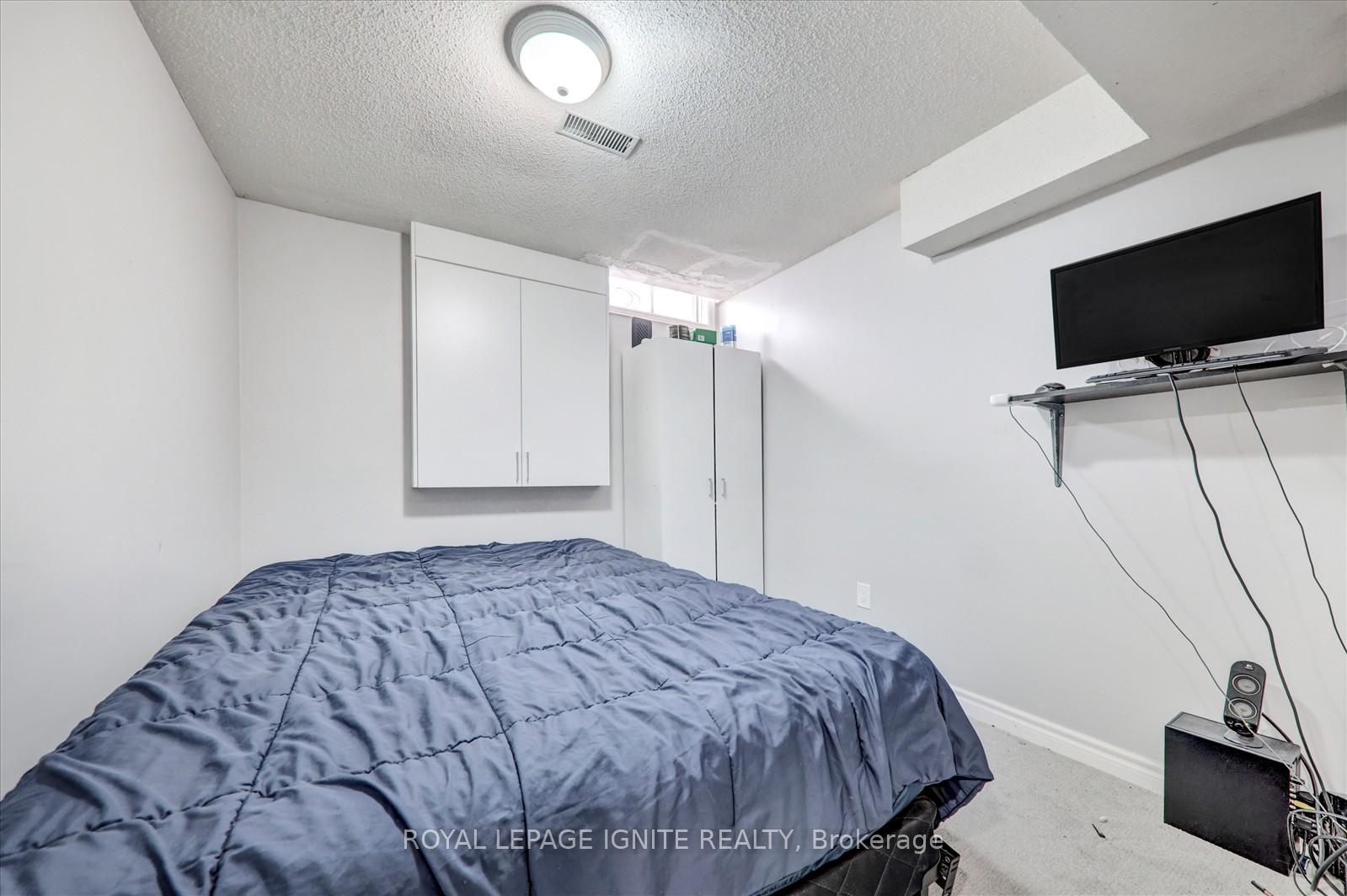 Photo 22 of 1007 Maury Crescent, Pickering, Liverpool — HOMEH