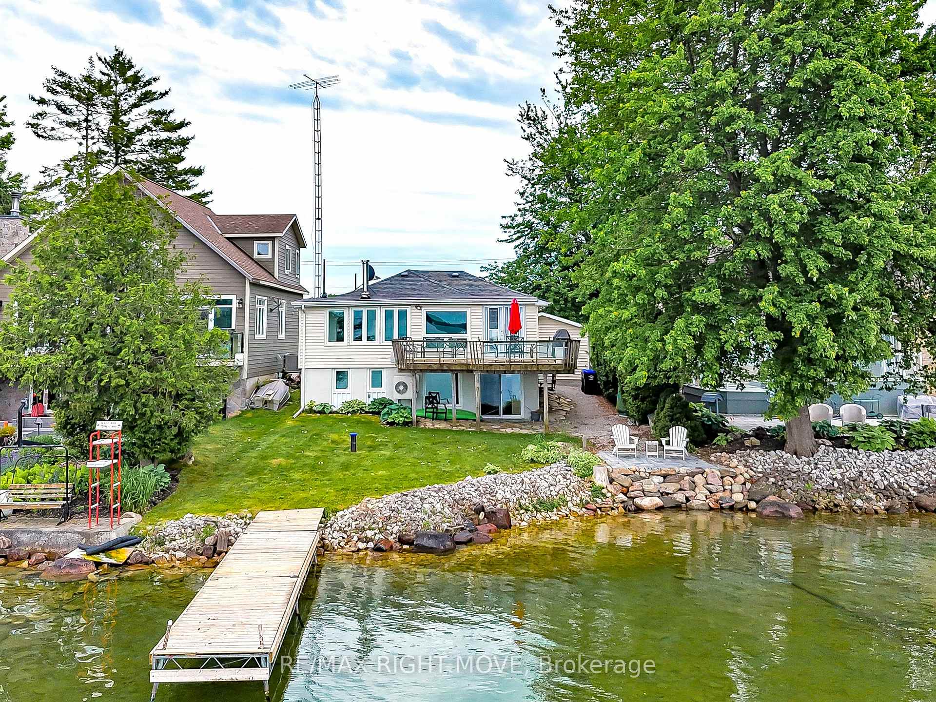 Photo 1 of 3752 Portage Bay Road, Ramara, Rural Ramara — HOMEH