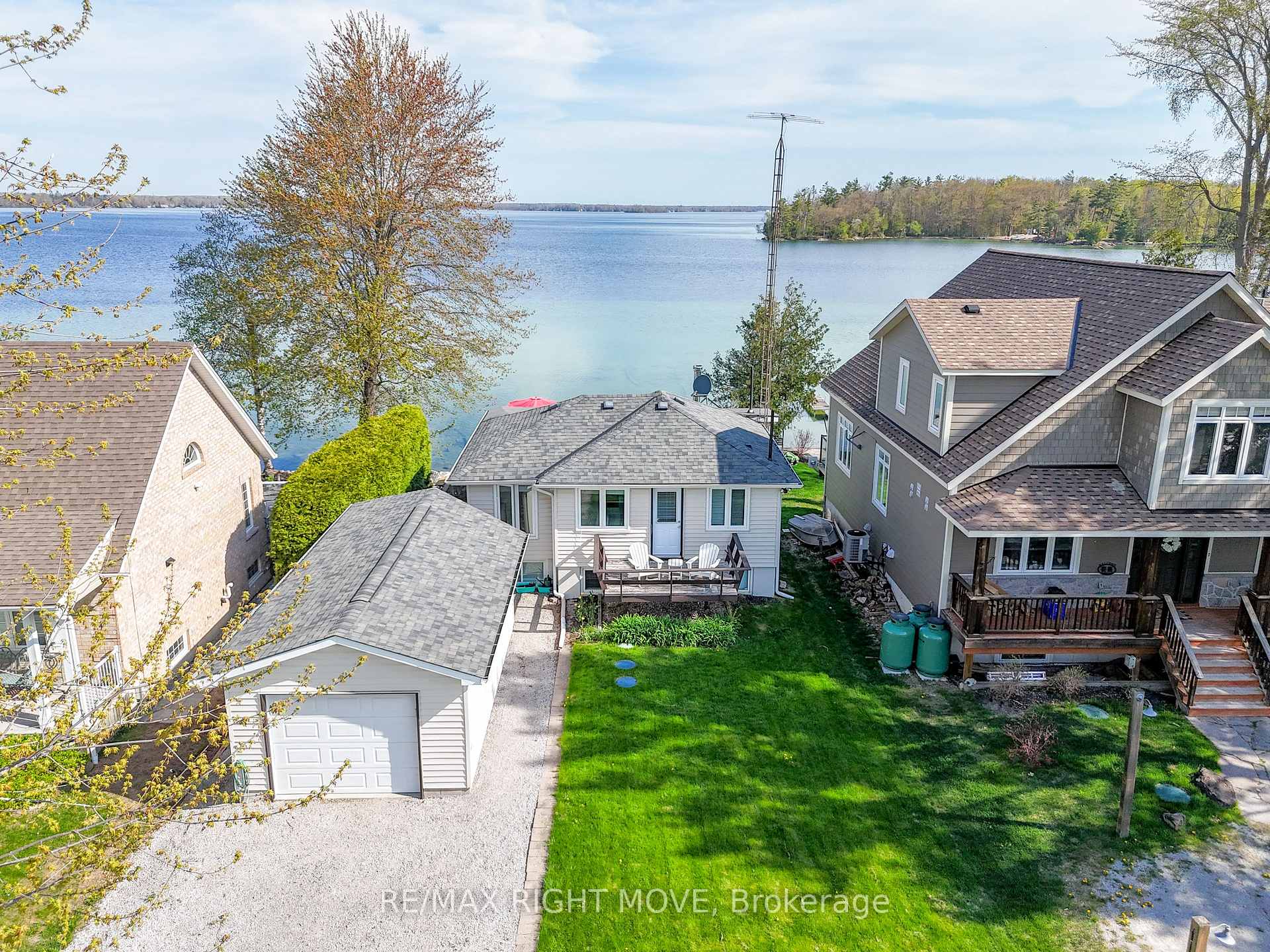 Photo 2 of 3752 Portage Bay Road, Ramara, Rural Ramara — HOMEH