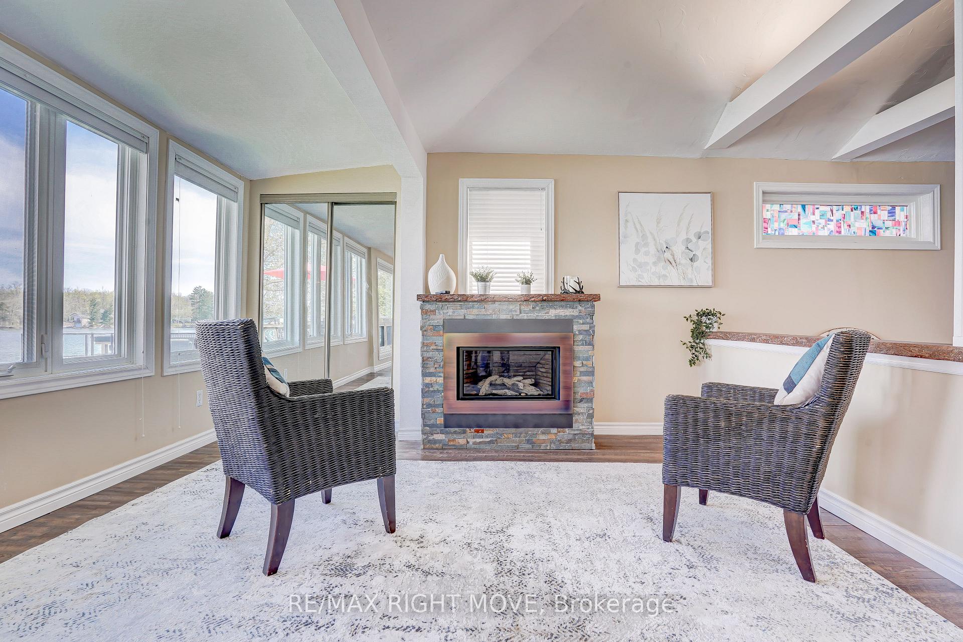 Photo 8 of 3752 Portage Bay Road, Ramara, Rural Ramara — HOMEH