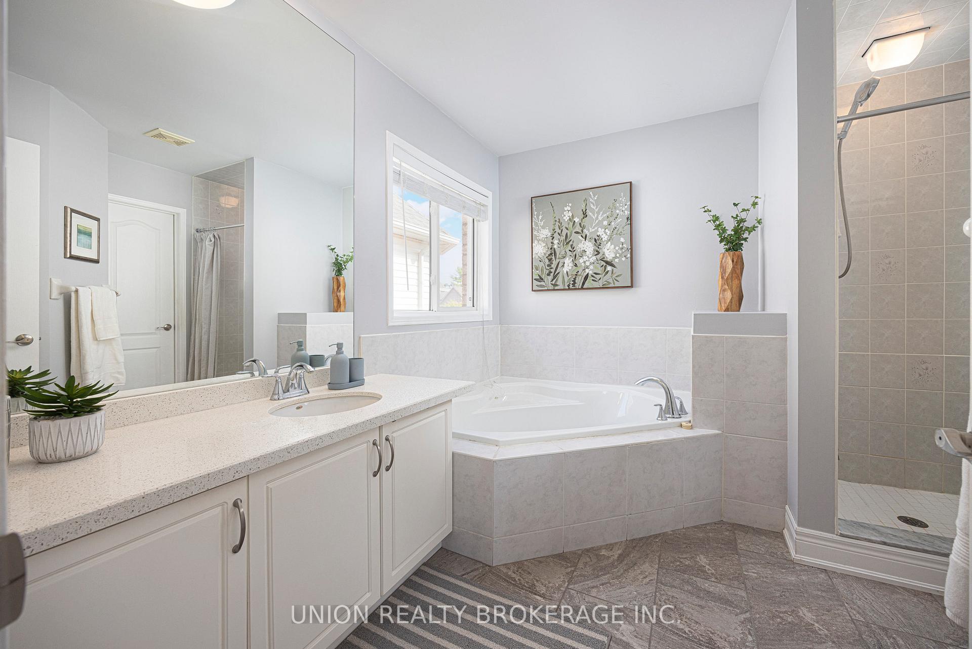 Photo 18 of 1748 Autumn Crescent, Pickering, Amberlea — HOMEH