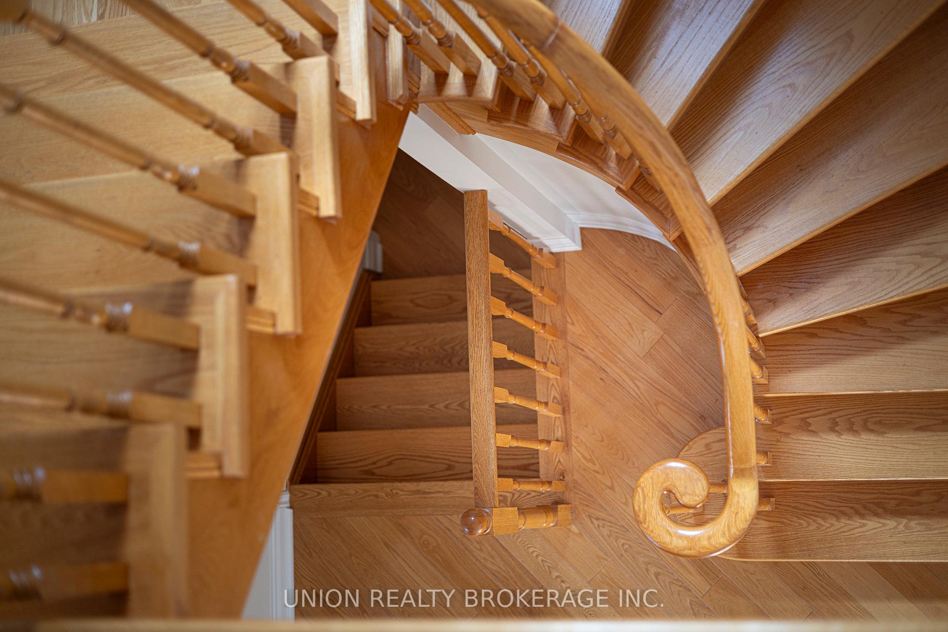 Photo 23 of 1748 Autumn Crescent, Pickering, Amberlea — HOMEH