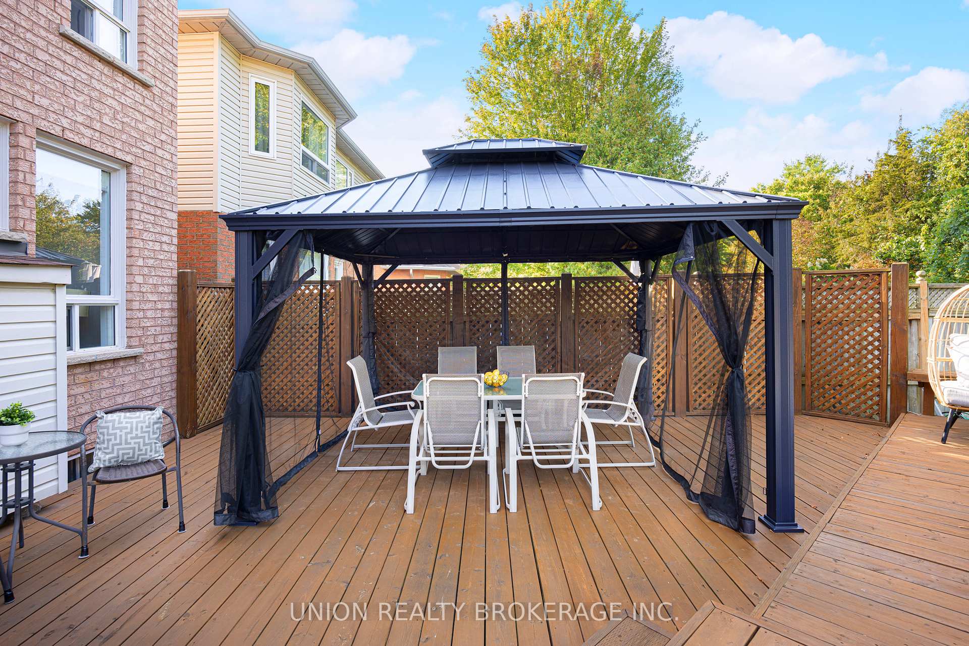 Photo 32 of 1748 Autumn Crescent, Pickering, Amberlea — HOMEH