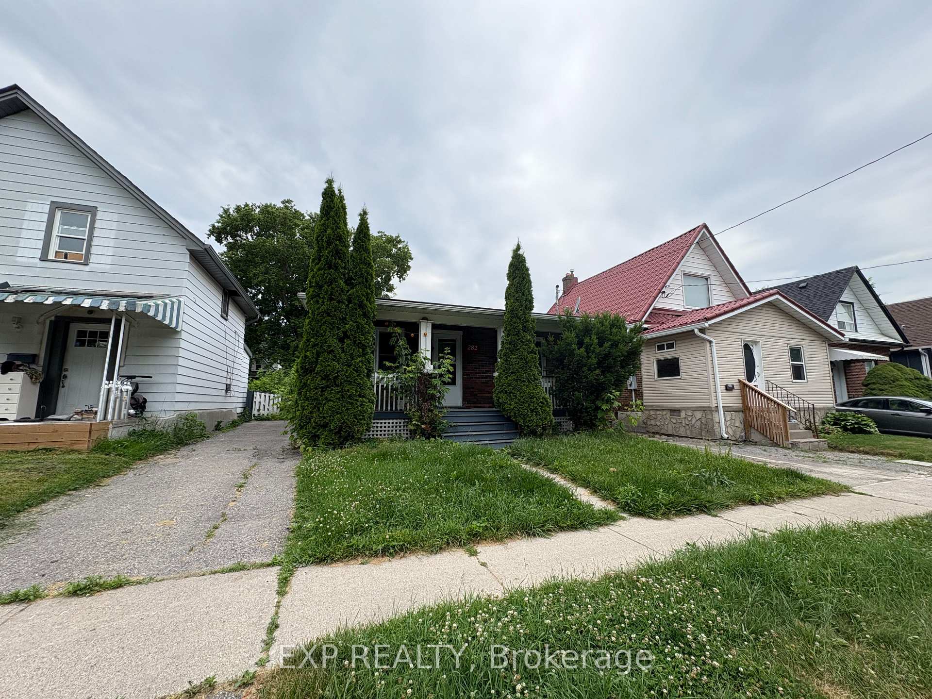 Front of 282 Haig Street