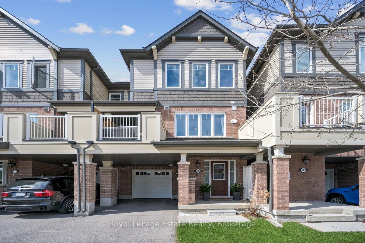 Front of 525 Fir Court