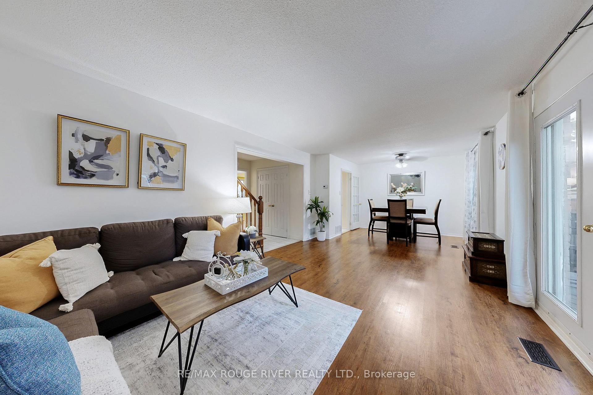Photo 6 of 1865 Cricket Lane, Pickering, Amberlea — HOMEH