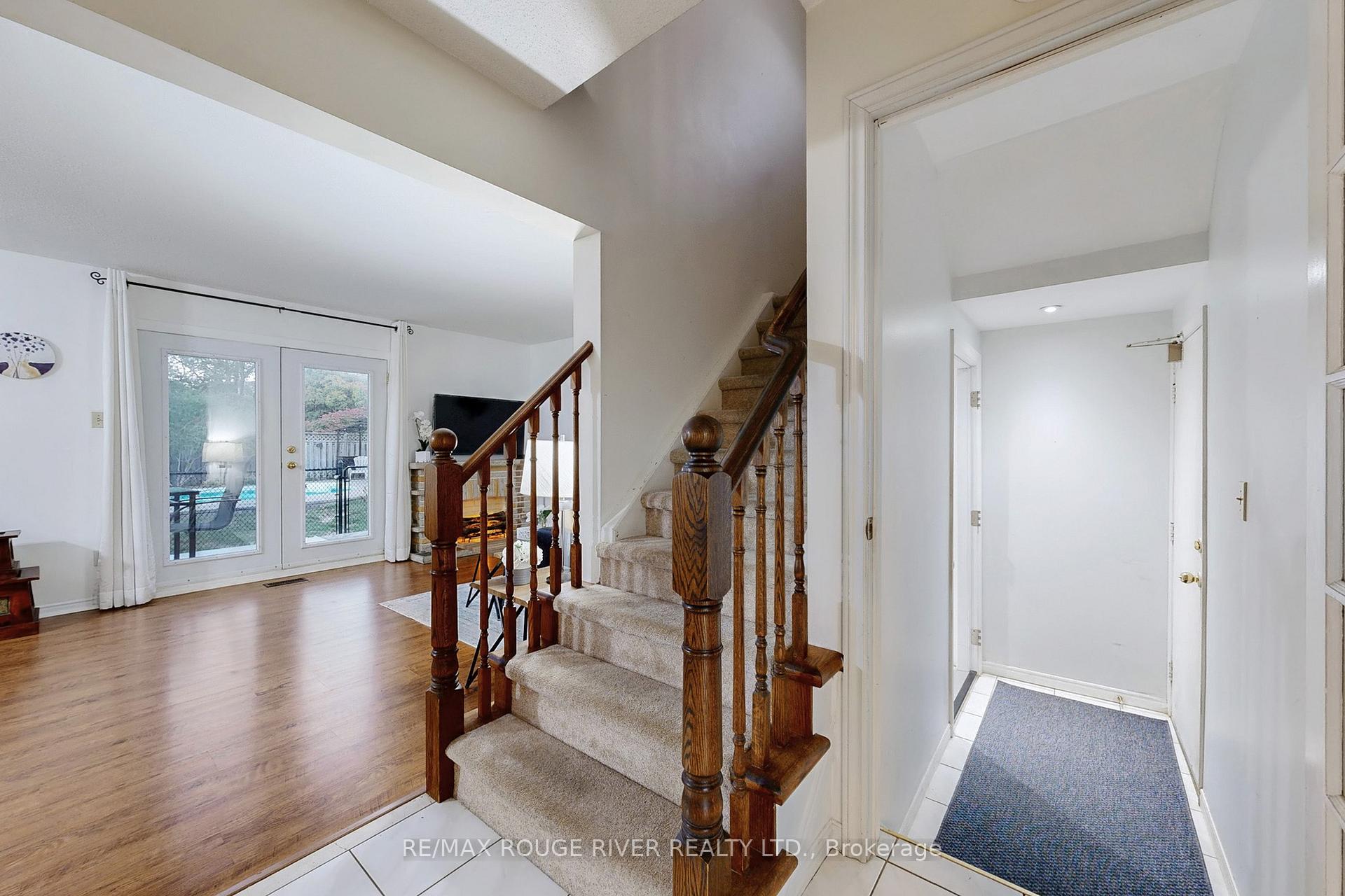 Photo 19 of 1865 Cricket Lane, Pickering, Amberlea — HOMEH