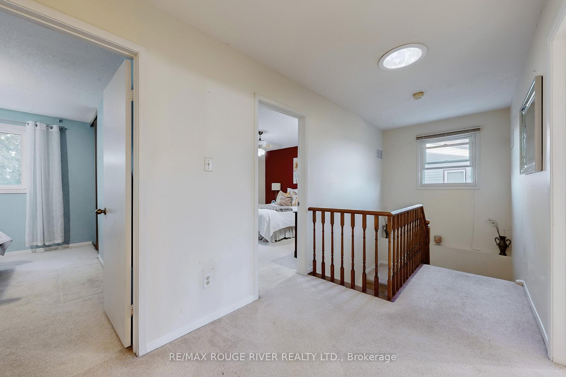 Photo 21 of 1865 Cricket Lane, Pickering, Amberlea — HOMEH