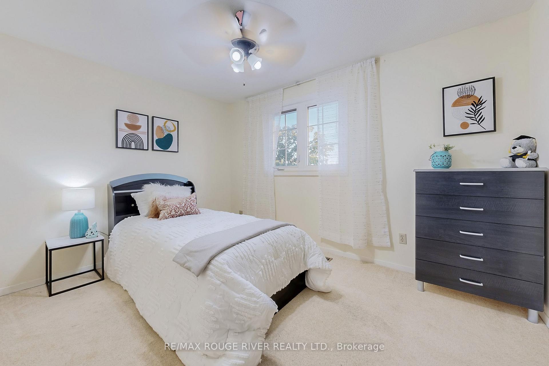 Photo 25 of 1865 Cricket Lane, Pickering, Amberlea — HOMEH