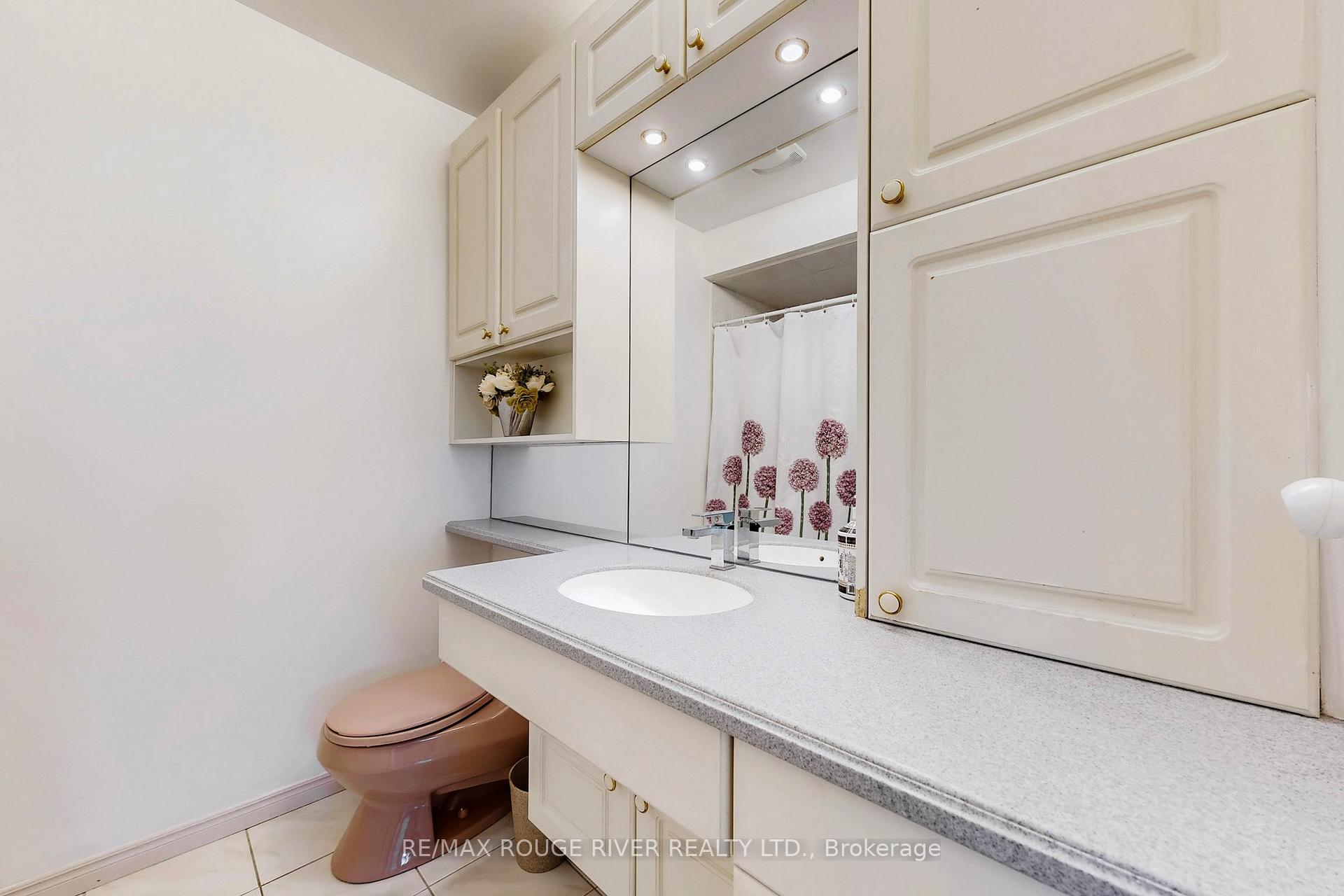 Photo 28 of 1865 Cricket Lane, Pickering, Amberlea — HOMEH