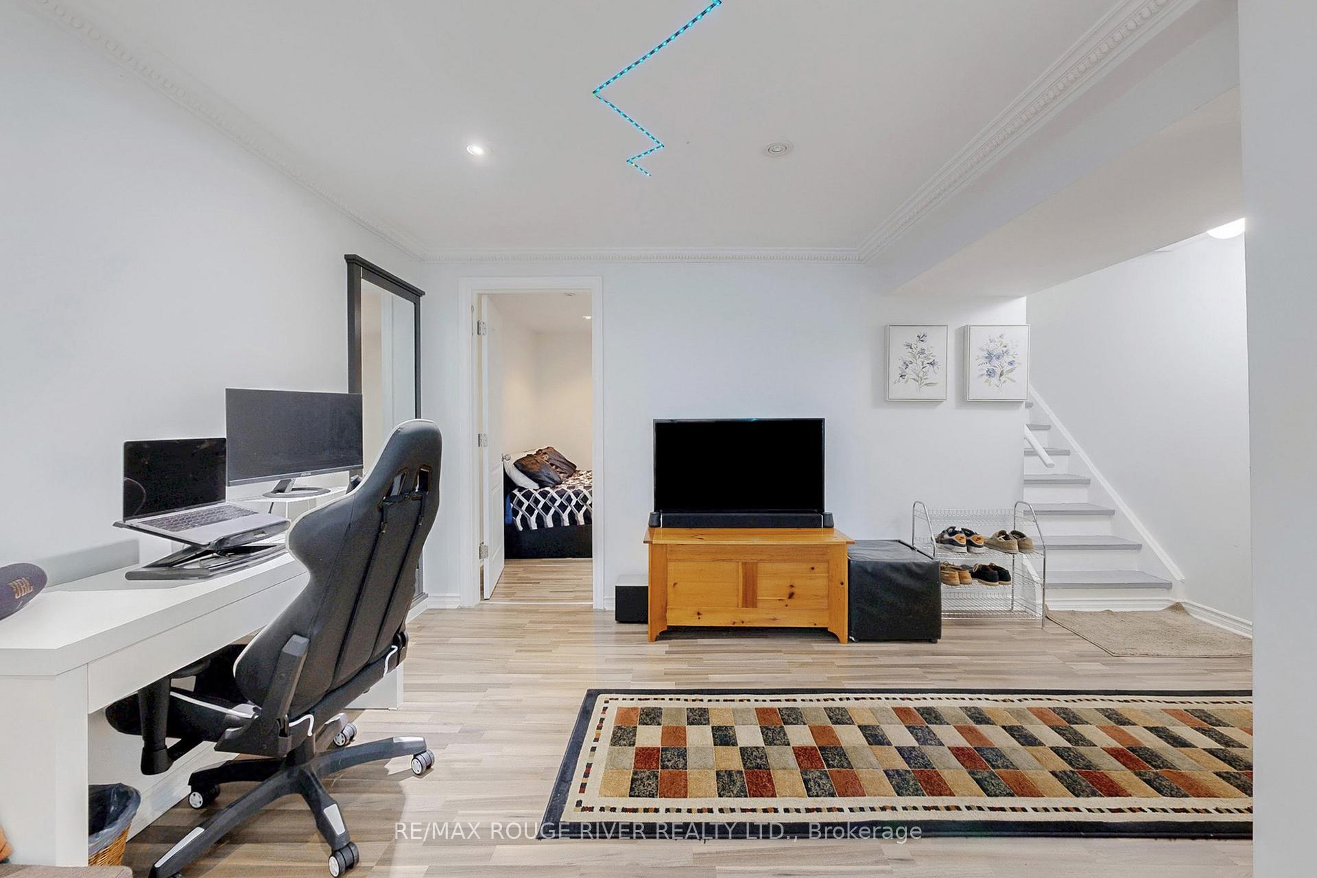Photo 39 of 1865 Cricket Lane, Pickering, Amberlea — HOMEH