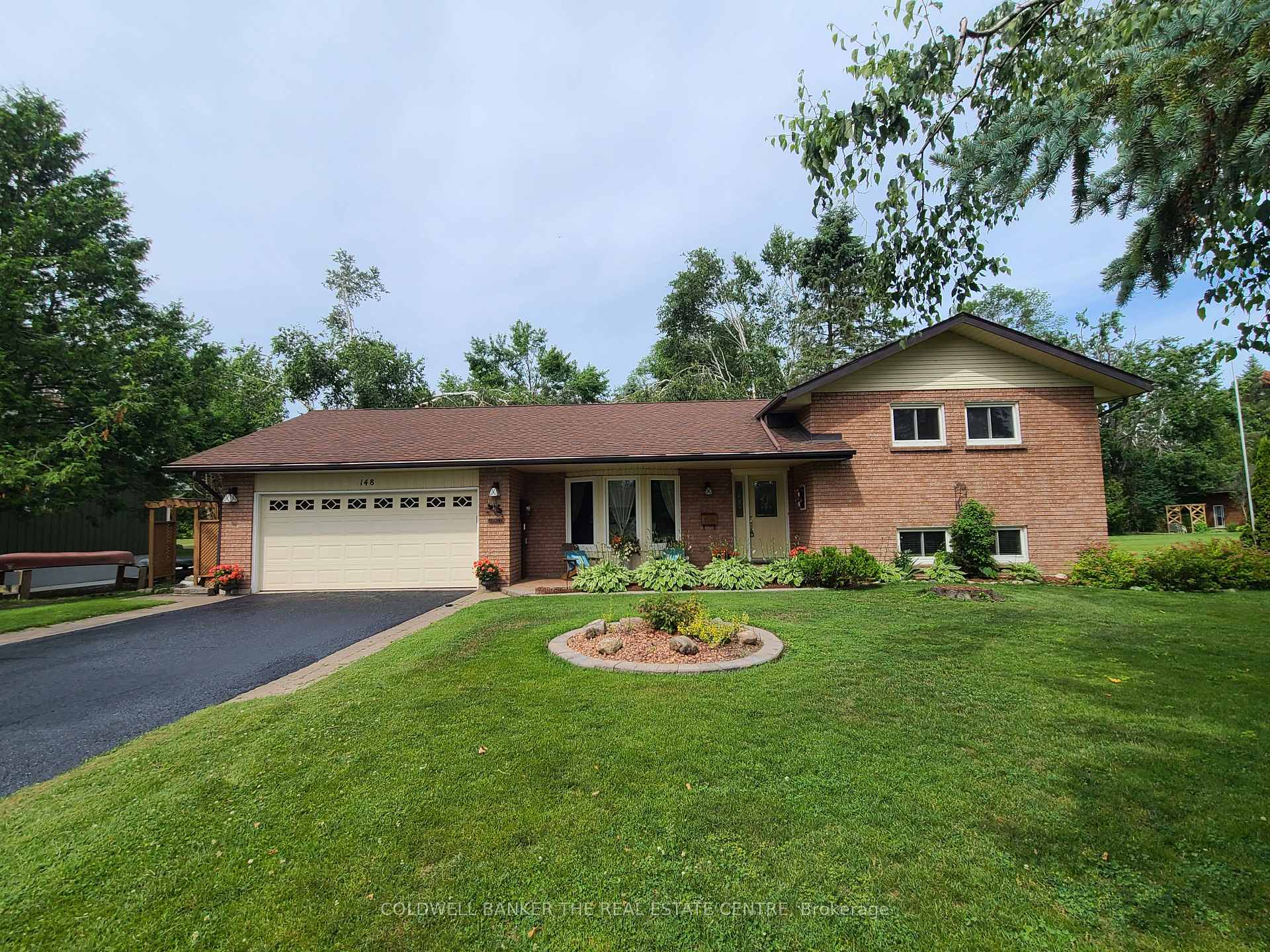 Photo 1 of 148 Bayshore Drive, Ramara, Brechin — HOMEH