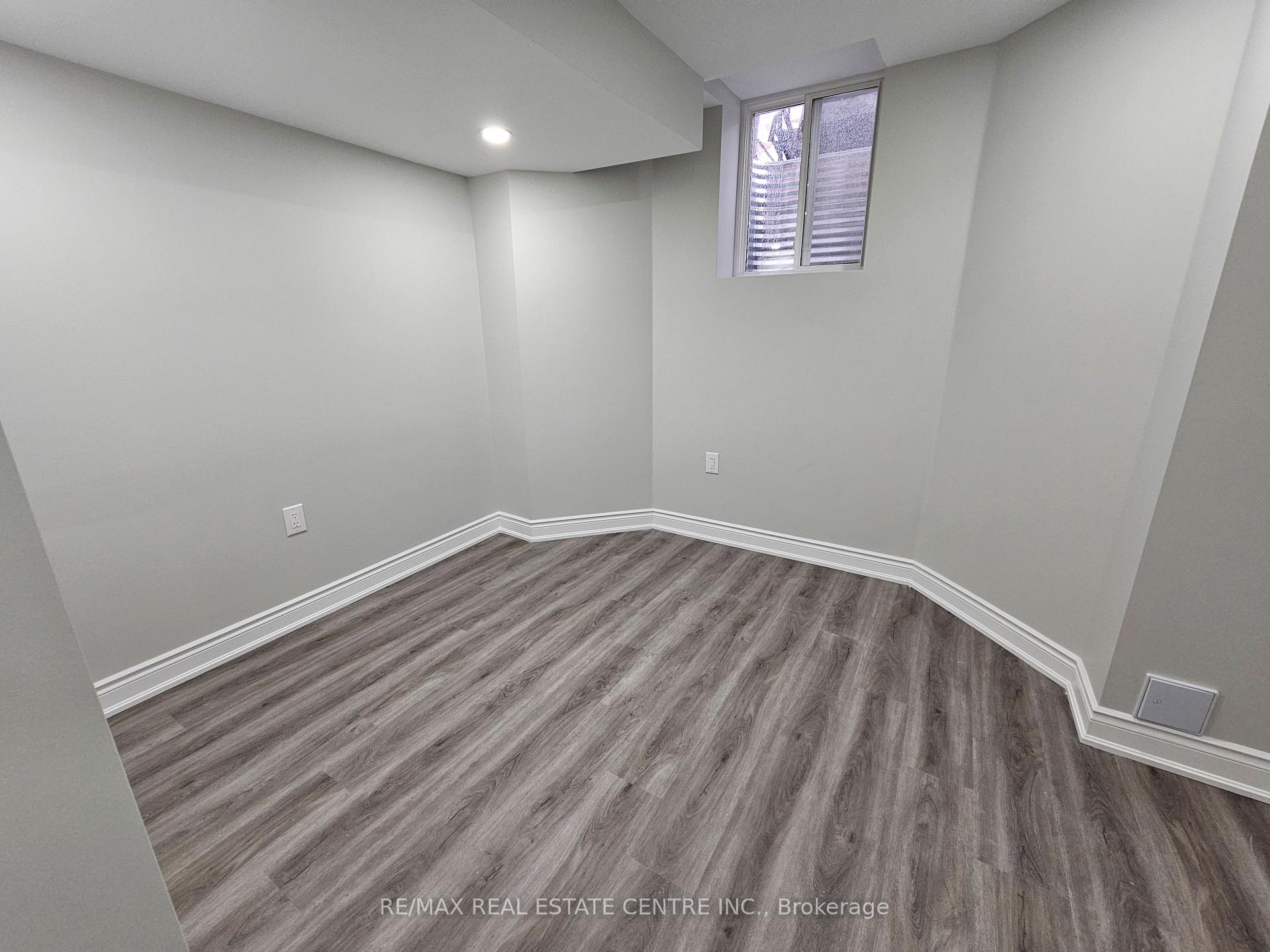 Photo 4 of Unit Bsmt, 180 Giddings Crescent, Milton, Scott — HOMEH