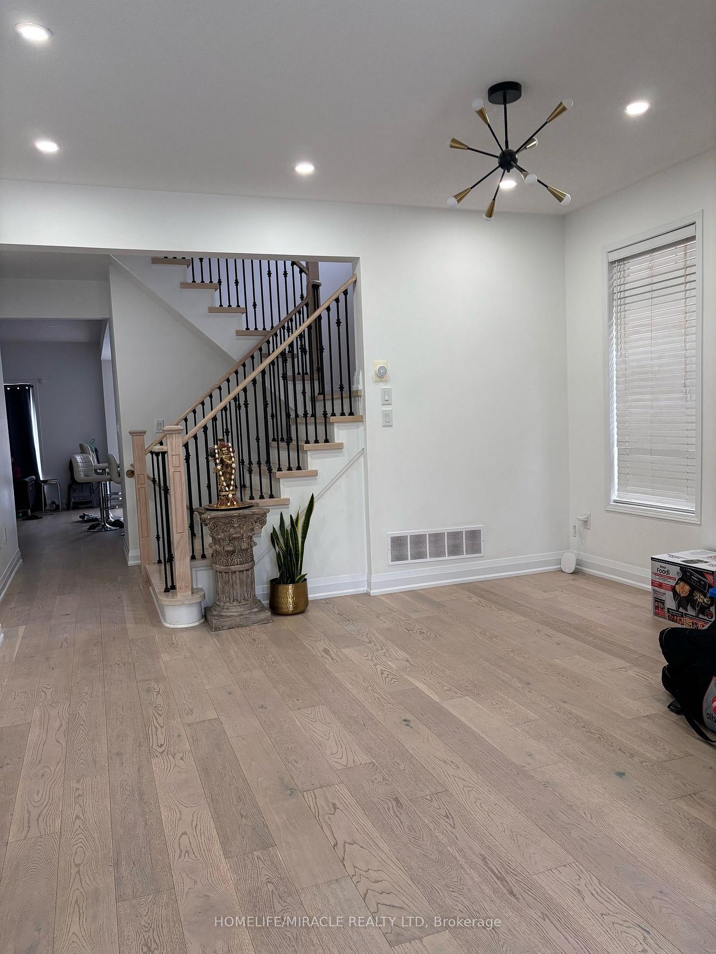 Photo 7 of 1102 Bonin Crescent, Milton, Clarke — HOMEH