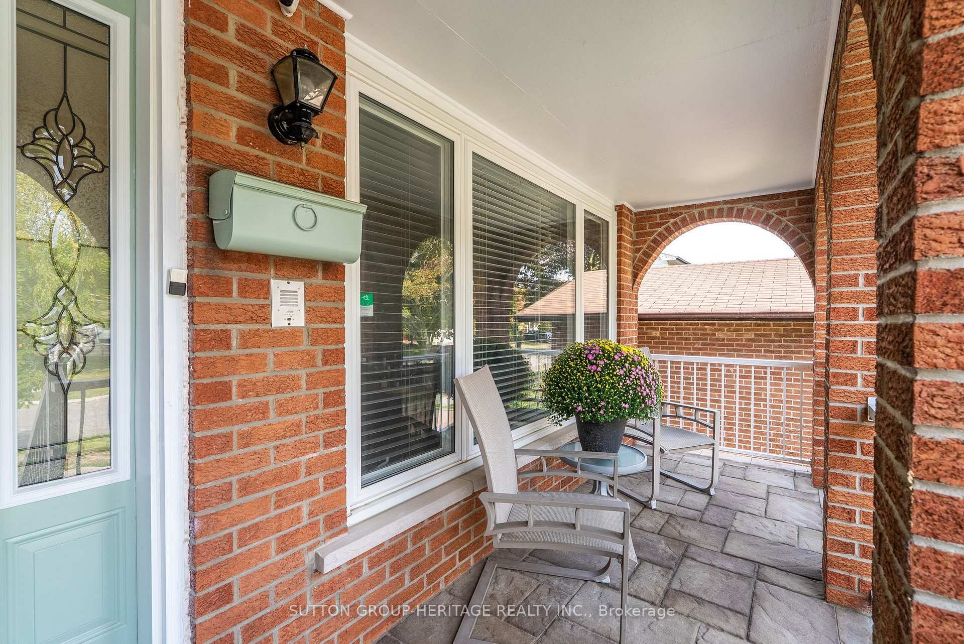 Photo 3 of 1471 Fieldlight Boulevard, Pickering, Liverpool — HOMEH