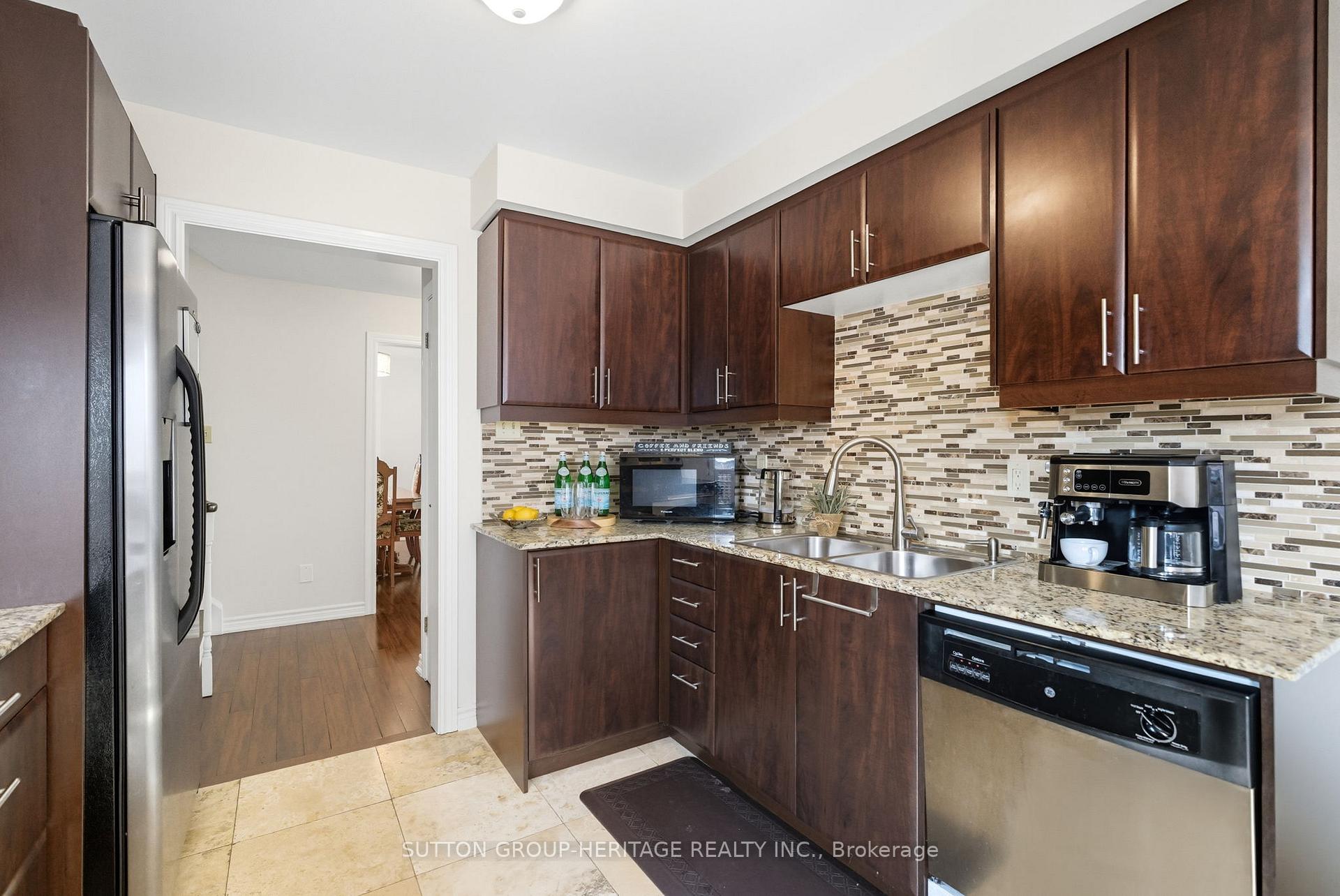 Photo 11 of 1471 Fieldlight Boulevard, Pickering, Liverpool — HOMEH