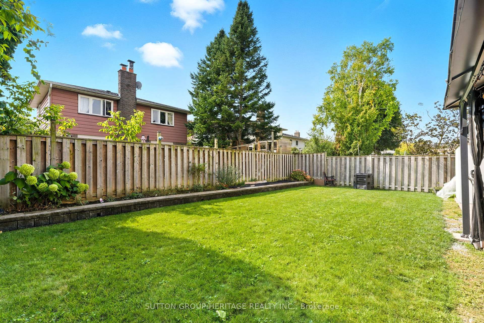 Photo 46 of 1471 Fieldlight Boulevard, Pickering, Liverpool — HOMEH