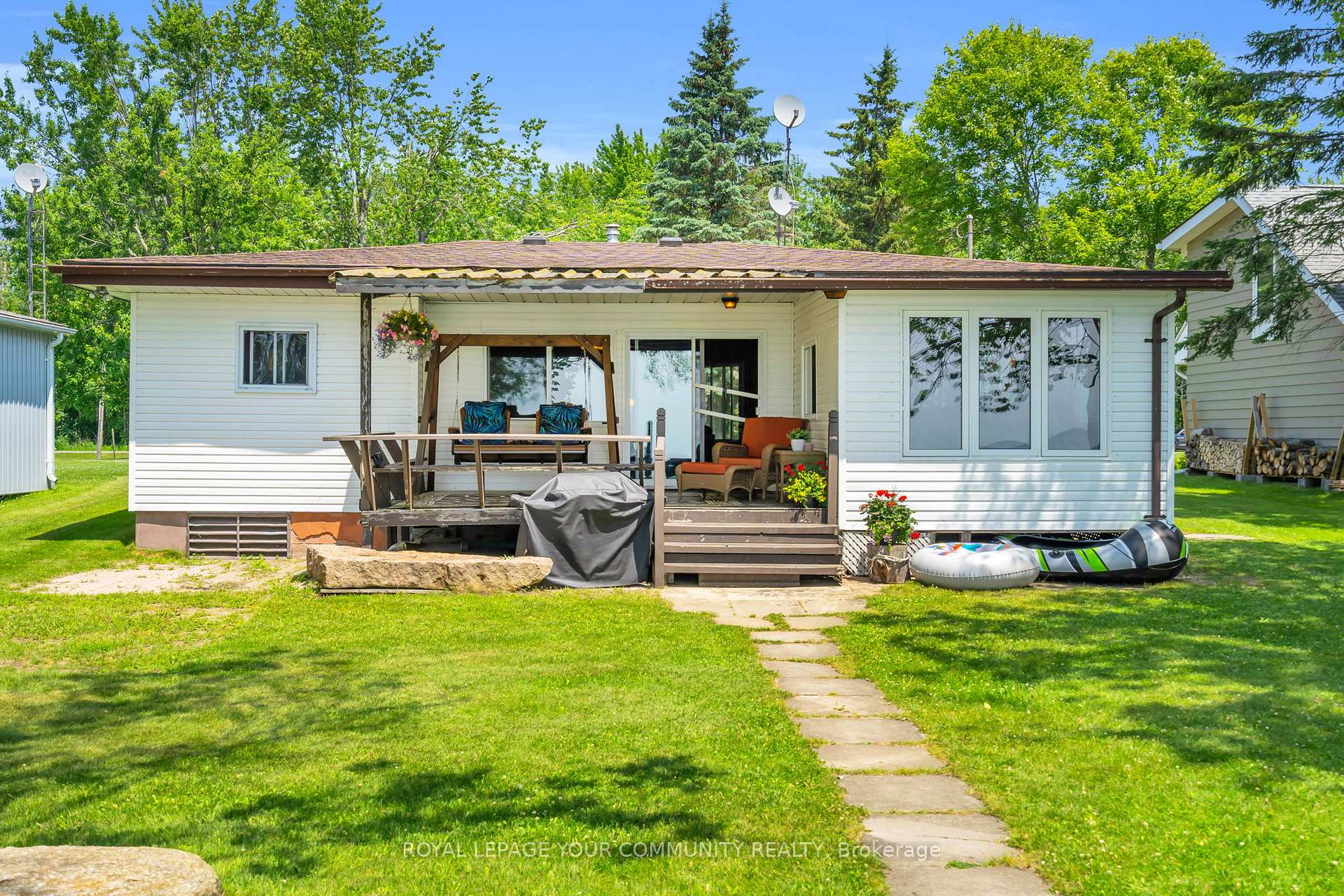 Photo 4 of 3324 Amilia Drive, Ramara, Rural Ramara — HOMEH