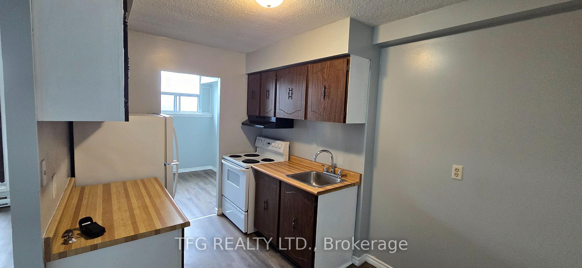 Photo 4 of Unit 505, 1371 Simcoe Street N, Oshawa, Samac — HOMEH