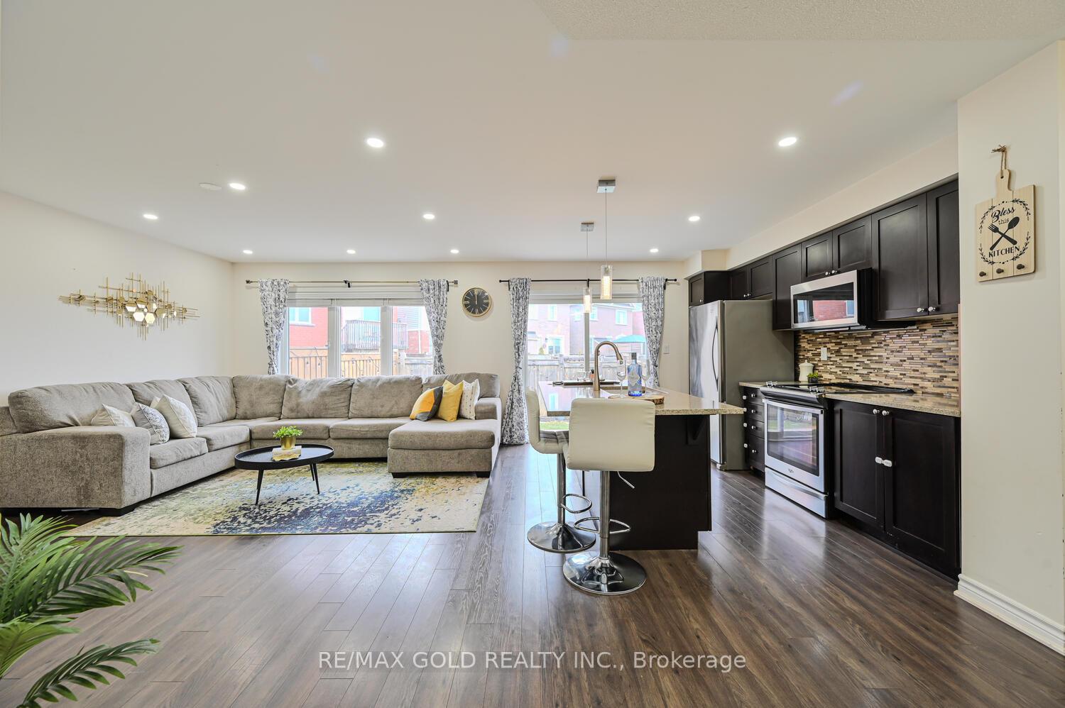 Photo 5 of 1742 Copeland Circle, Milton, Clarke — HOMEH