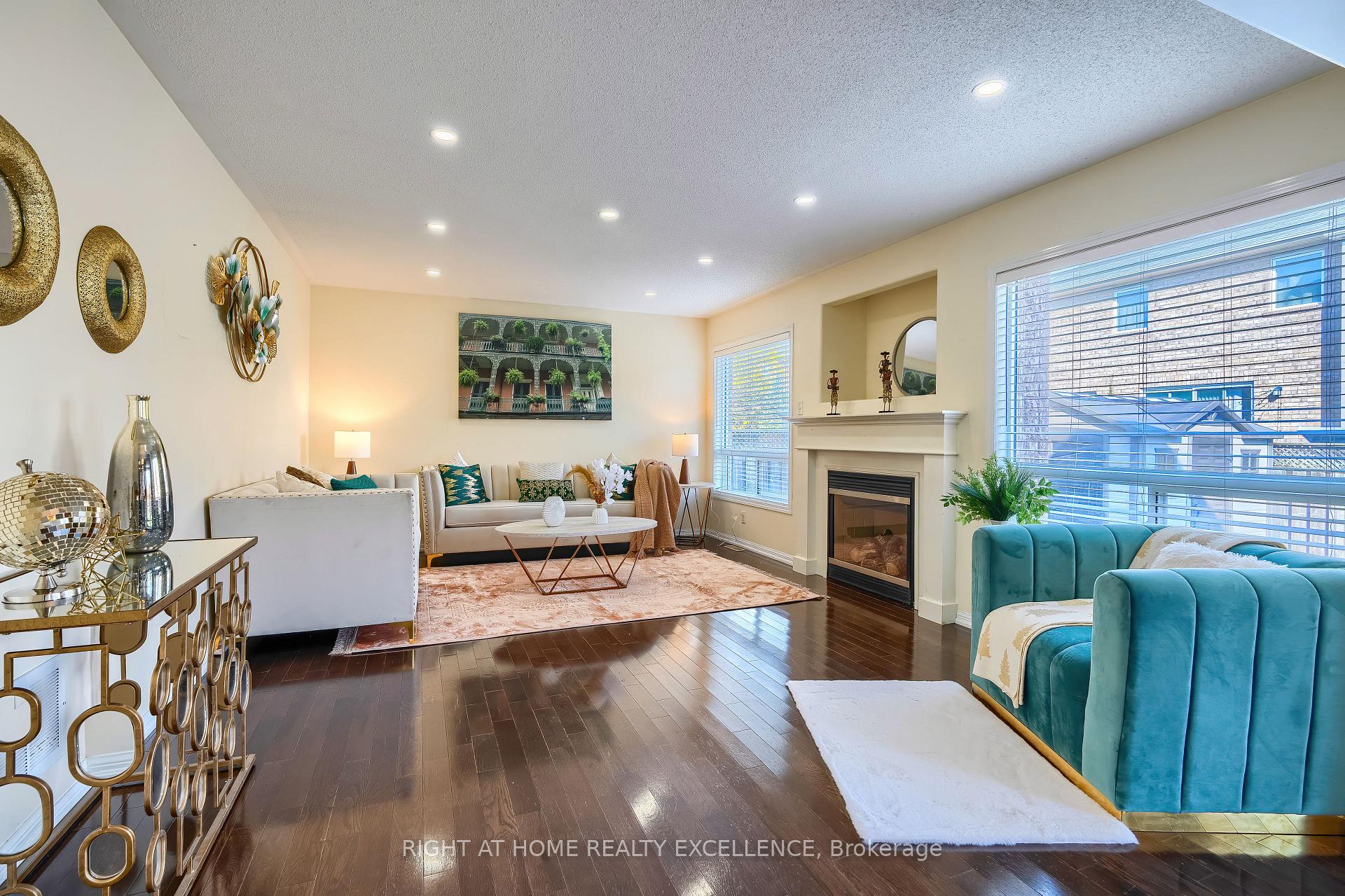Photo 22 of 656 Brothers Crescent, Milton, Coates — HOMEH