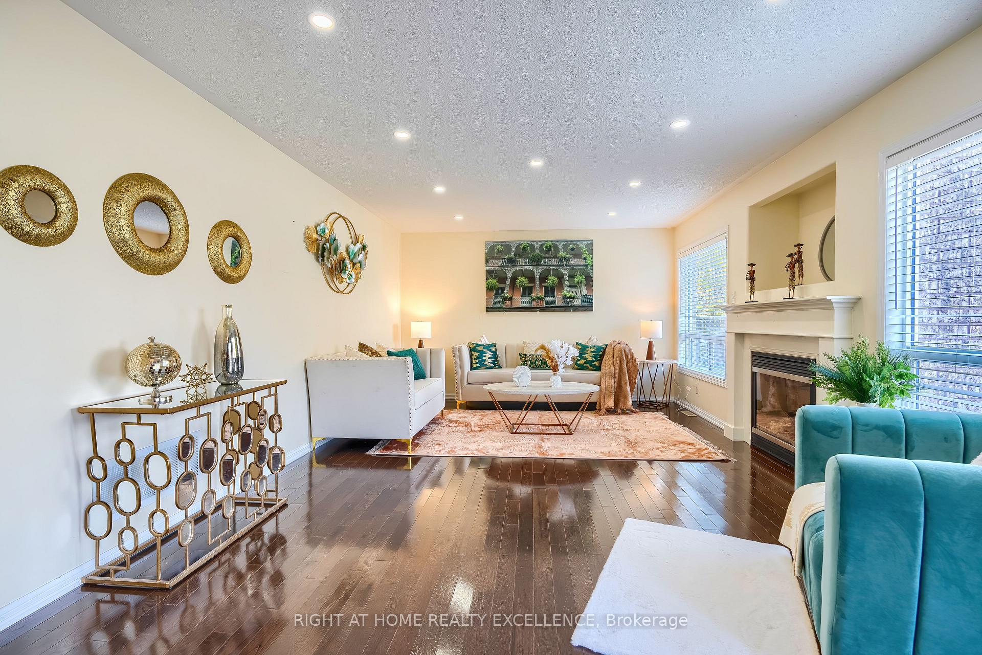 Photo 23 of 656 Brothers Crescent, Milton, Coates — HOMEH