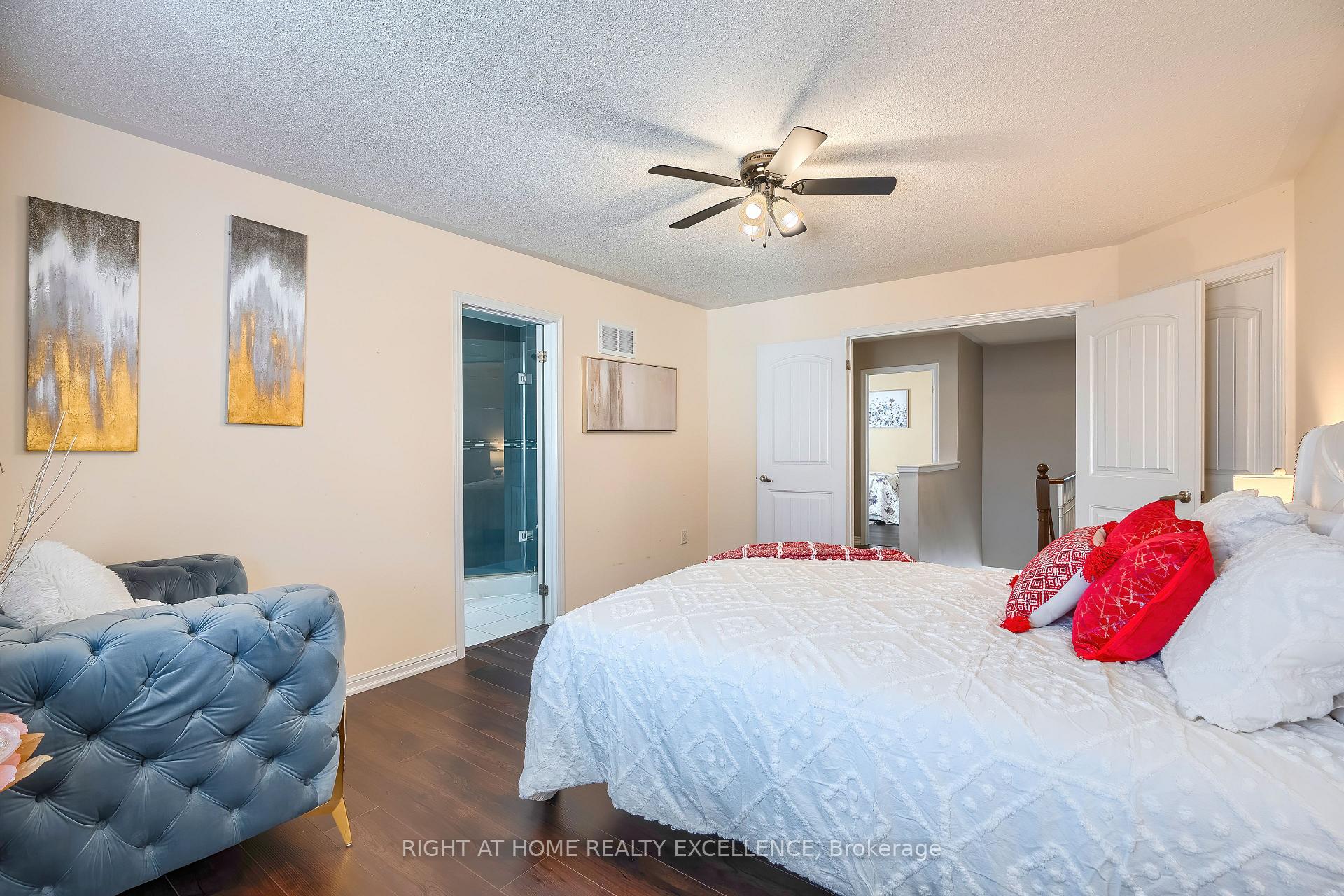 Photo 34 of 656 Brothers Crescent, Milton, Coates — HOMEH