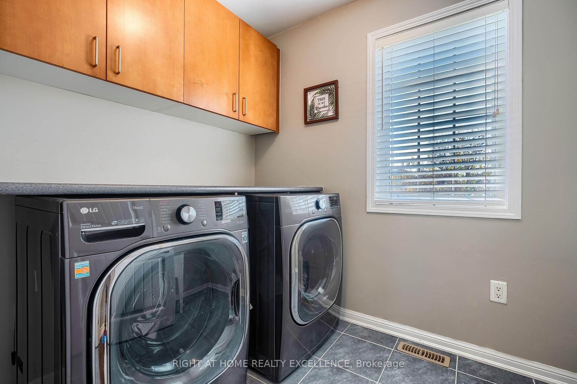 Photo 45 of 656 Brothers Crescent, Milton, Coates — HOMEH