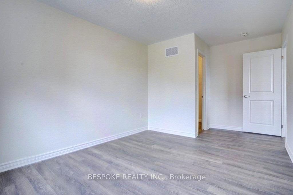 Photo 10 of 3351 Swordbill Street, Pickering, Rural Pickering — HOMEH