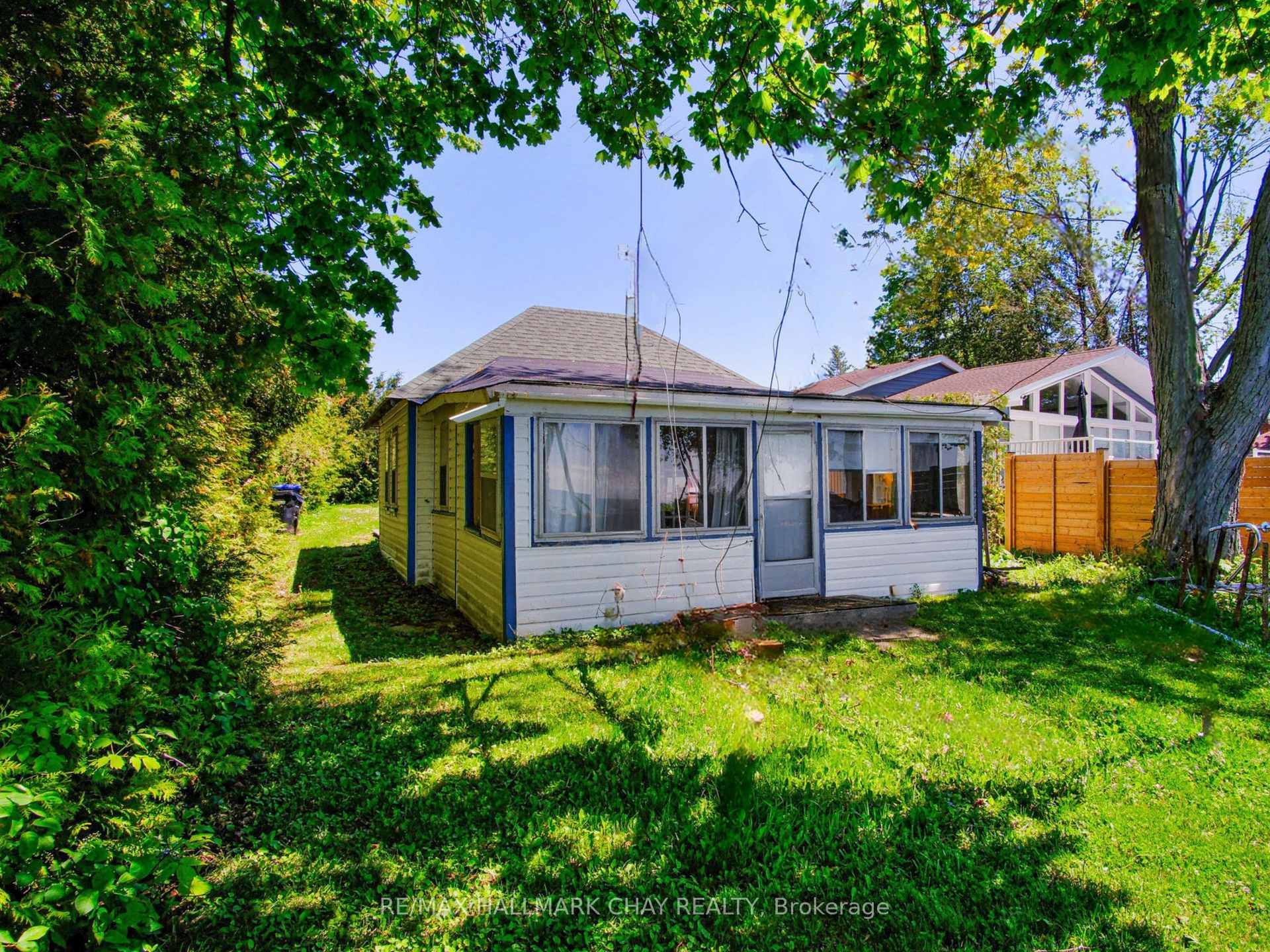 Photo 7 of 2196 Lakeshore Drive, Ramara, Rural Ramara — HOMEH