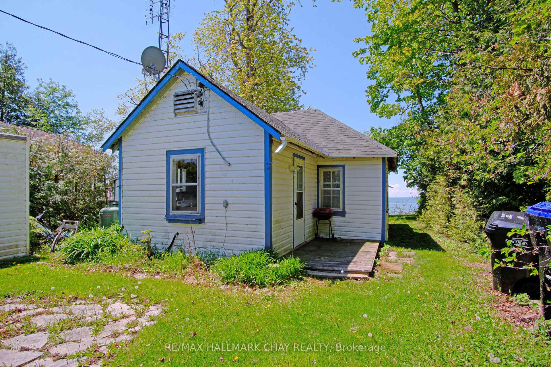 Photo 8 of 2196 Lakeshore Drive, Ramara, Rural Ramara — HOMEH