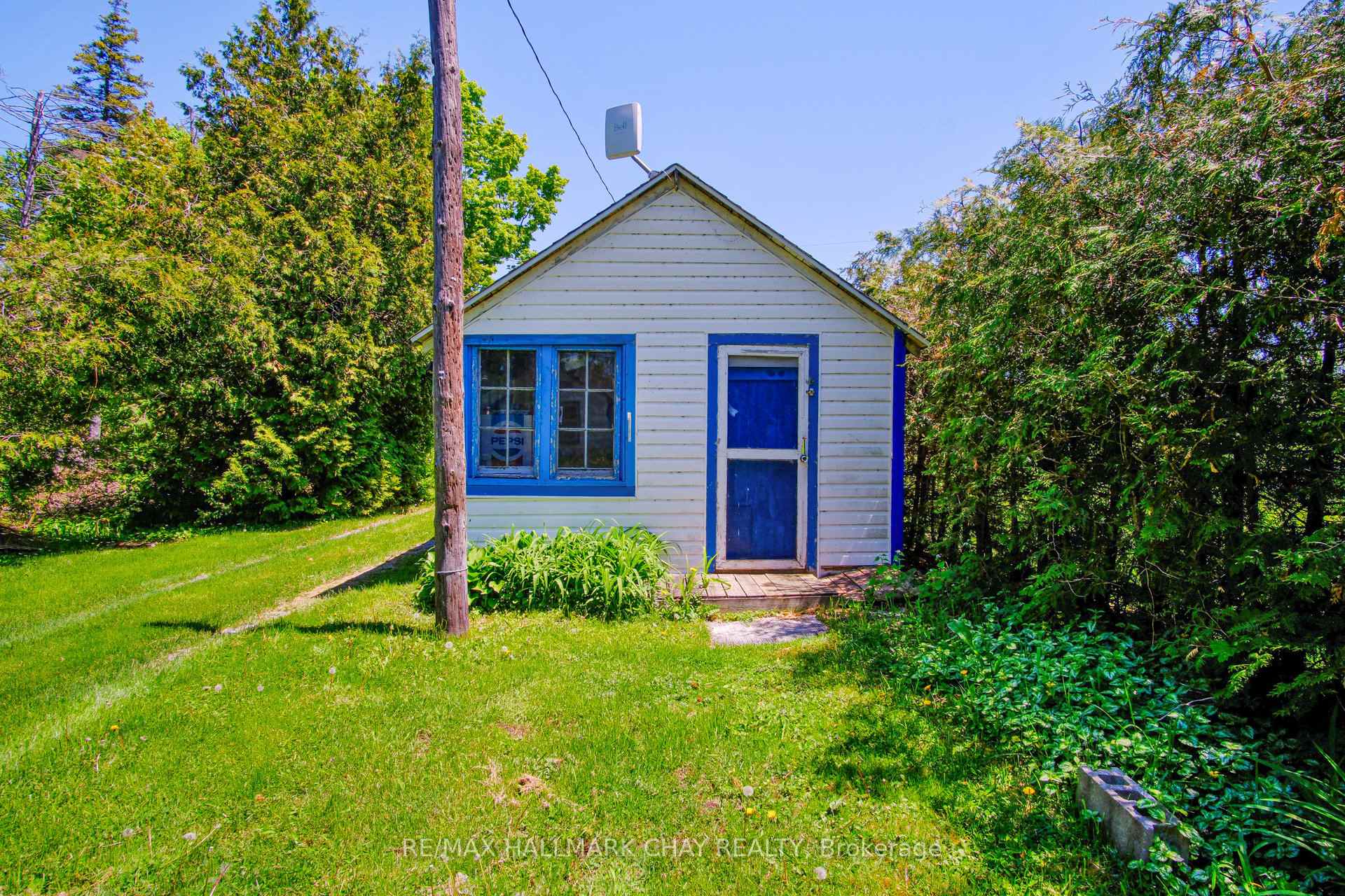 Photo 13 of 2196 Lakeshore Drive, Ramara, Rural Ramara — HOMEH