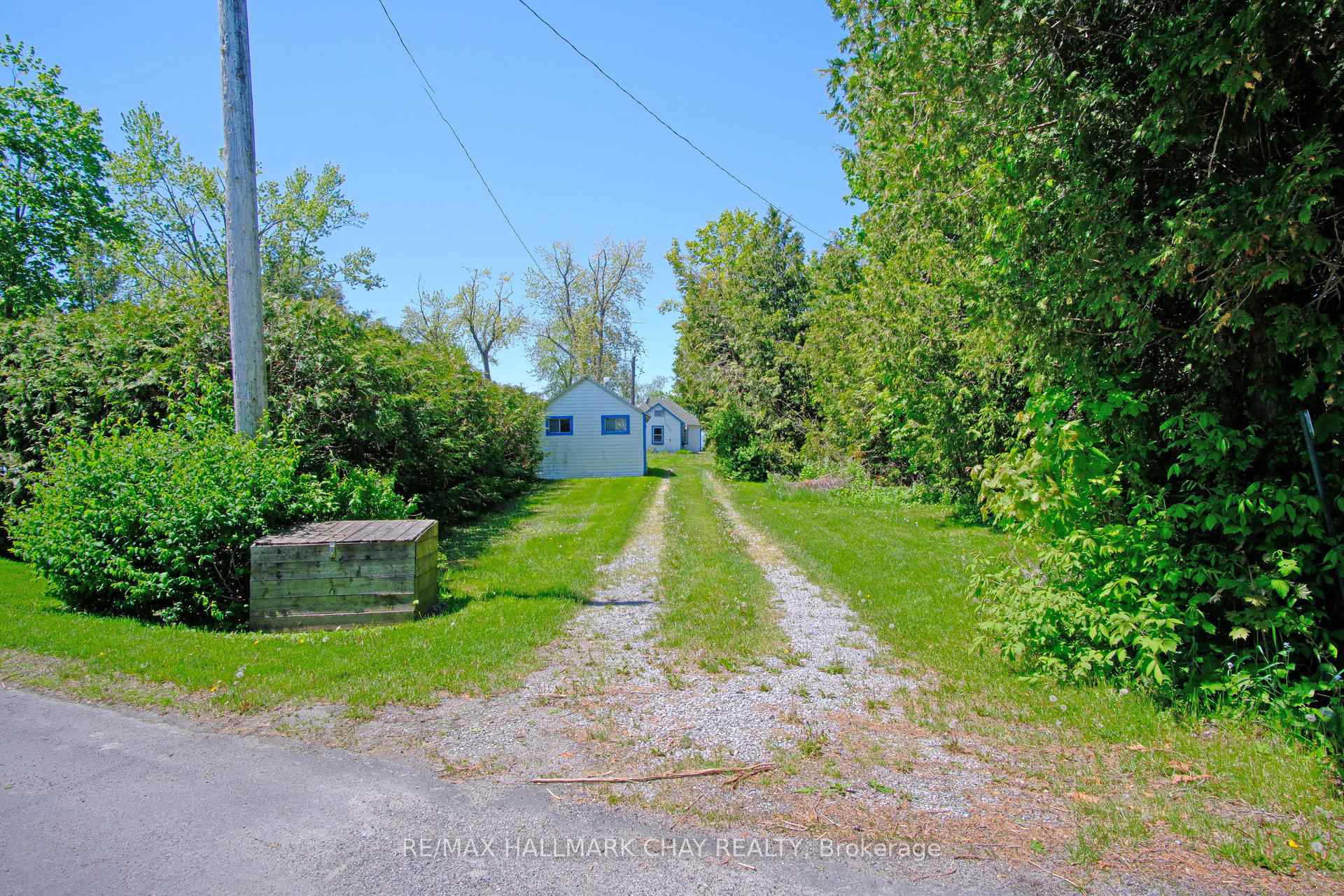 Photo 15 of 2196 Lakeshore Drive, Ramara, Rural Ramara — HOMEH