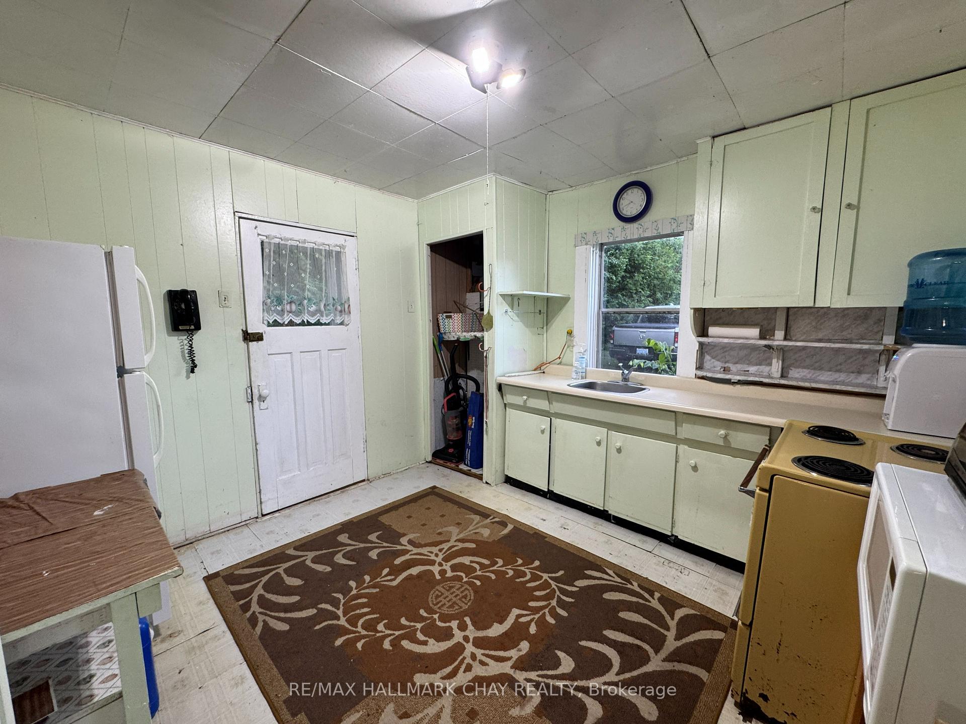 Photo 31 of 2196 Lakeshore Drive, Ramara, Rural Ramara — HOMEH
