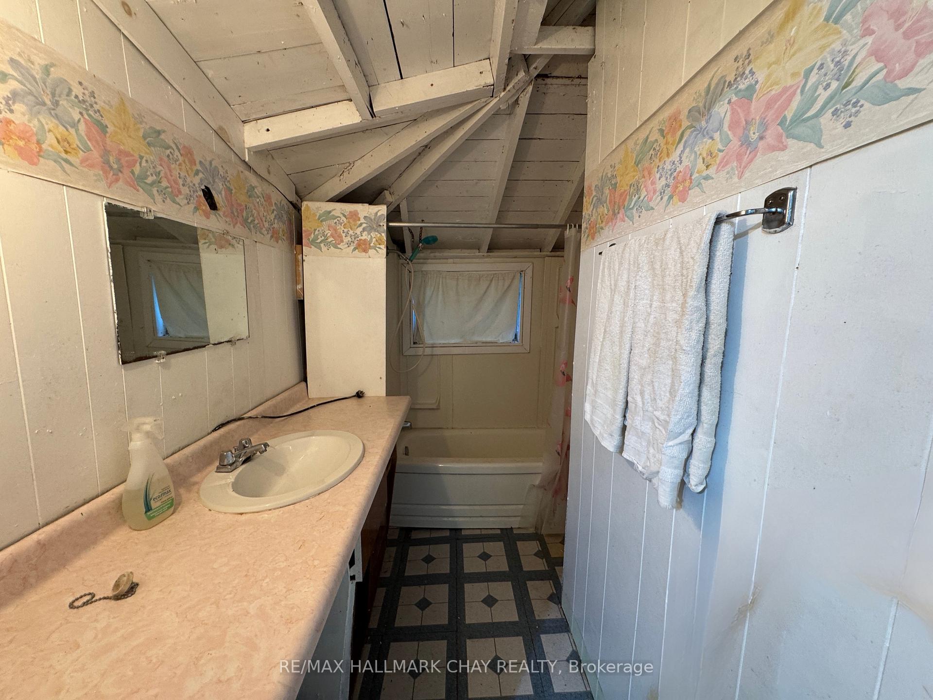 Photo 32 of 2196 Lakeshore Drive, Ramara, Rural Ramara — HOMEH