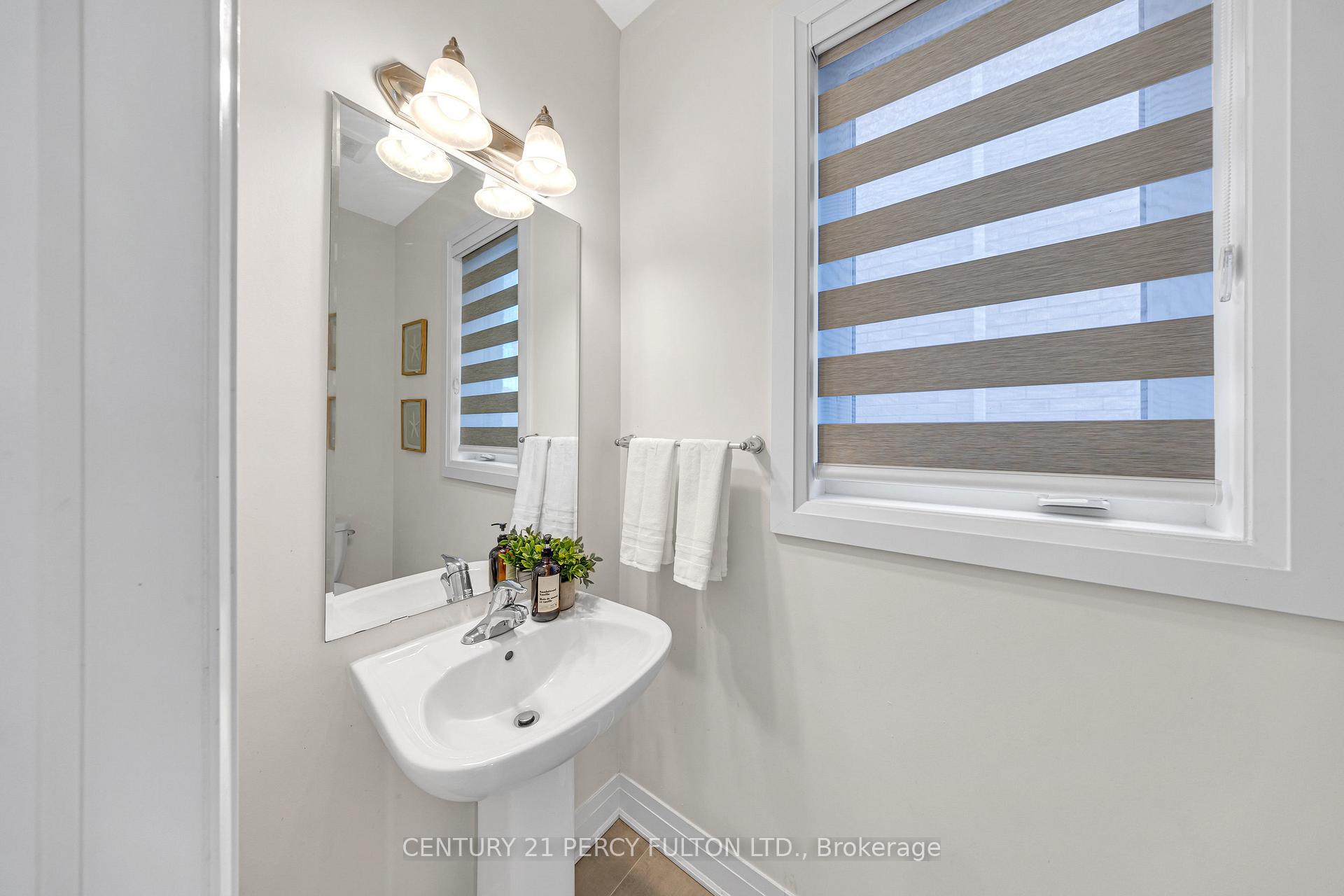 Photo 3 of 3136 Willowridge Path, Pickering, Rural Pickering — HOMEH