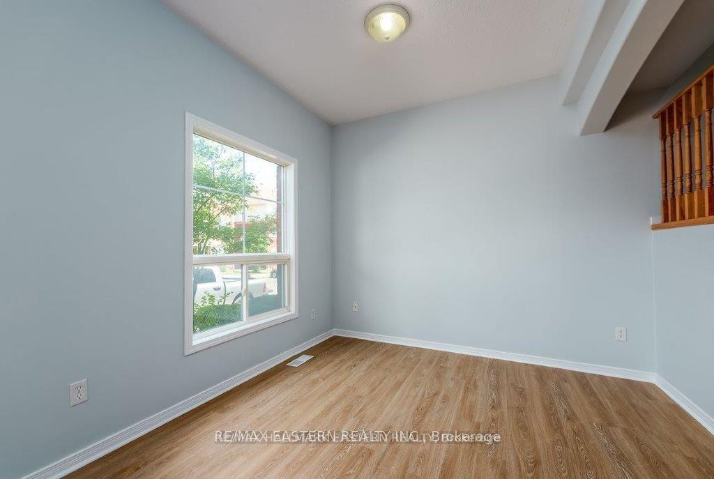 Photo 3 of Unit 702, 246 Spillsbury Drive, Peterborough, Otonabee Ward 1 — HOMEH