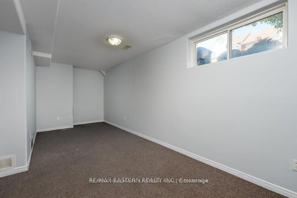 Photo 9 of Unit 702, 246 Spillsbury Drive, Peterborough, Otonabee Ward 1 — HOMEH