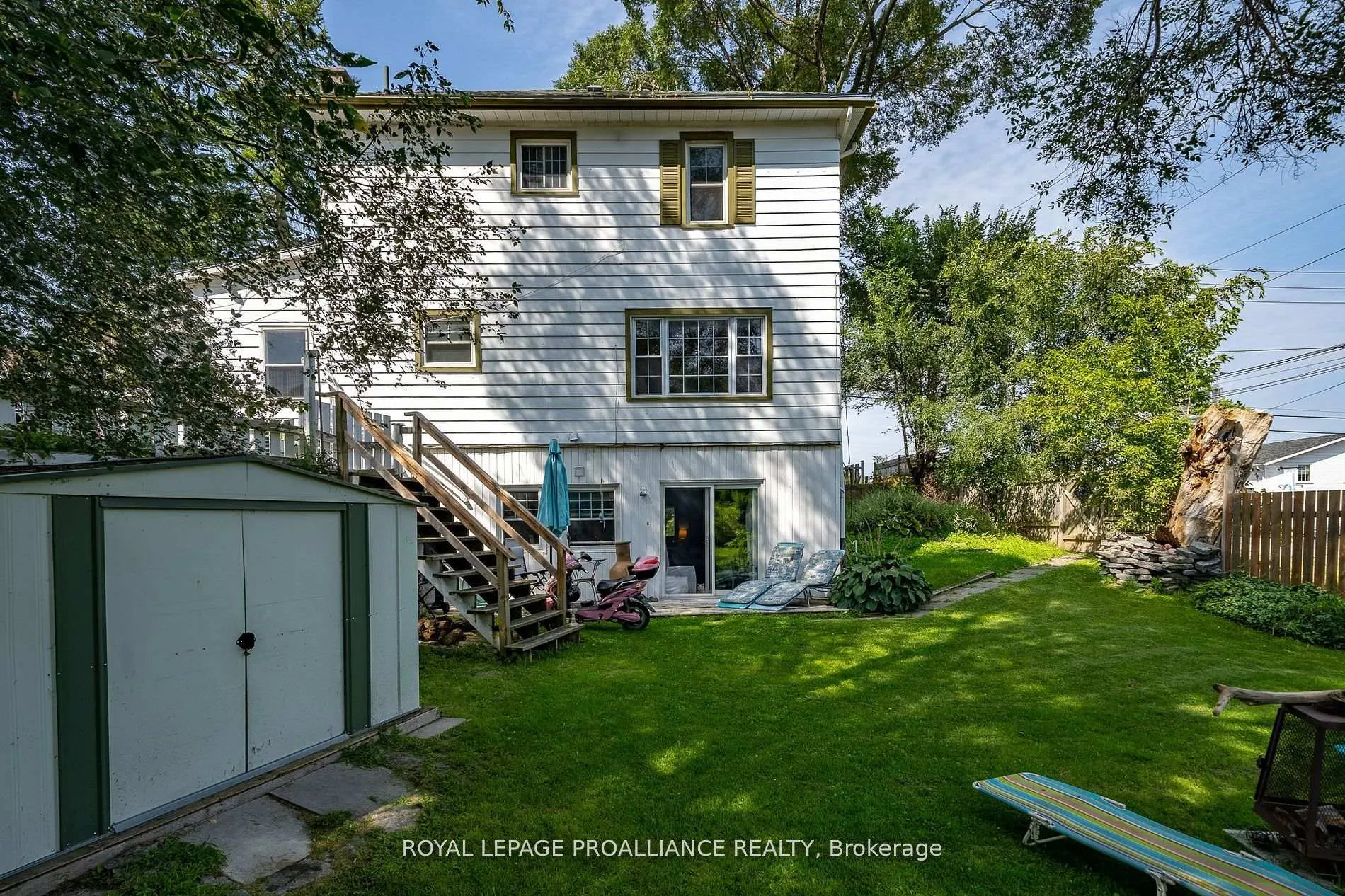Photo 23 of 16 Bridge Street, Prince Edward County, Picton Ward — HOMEH
